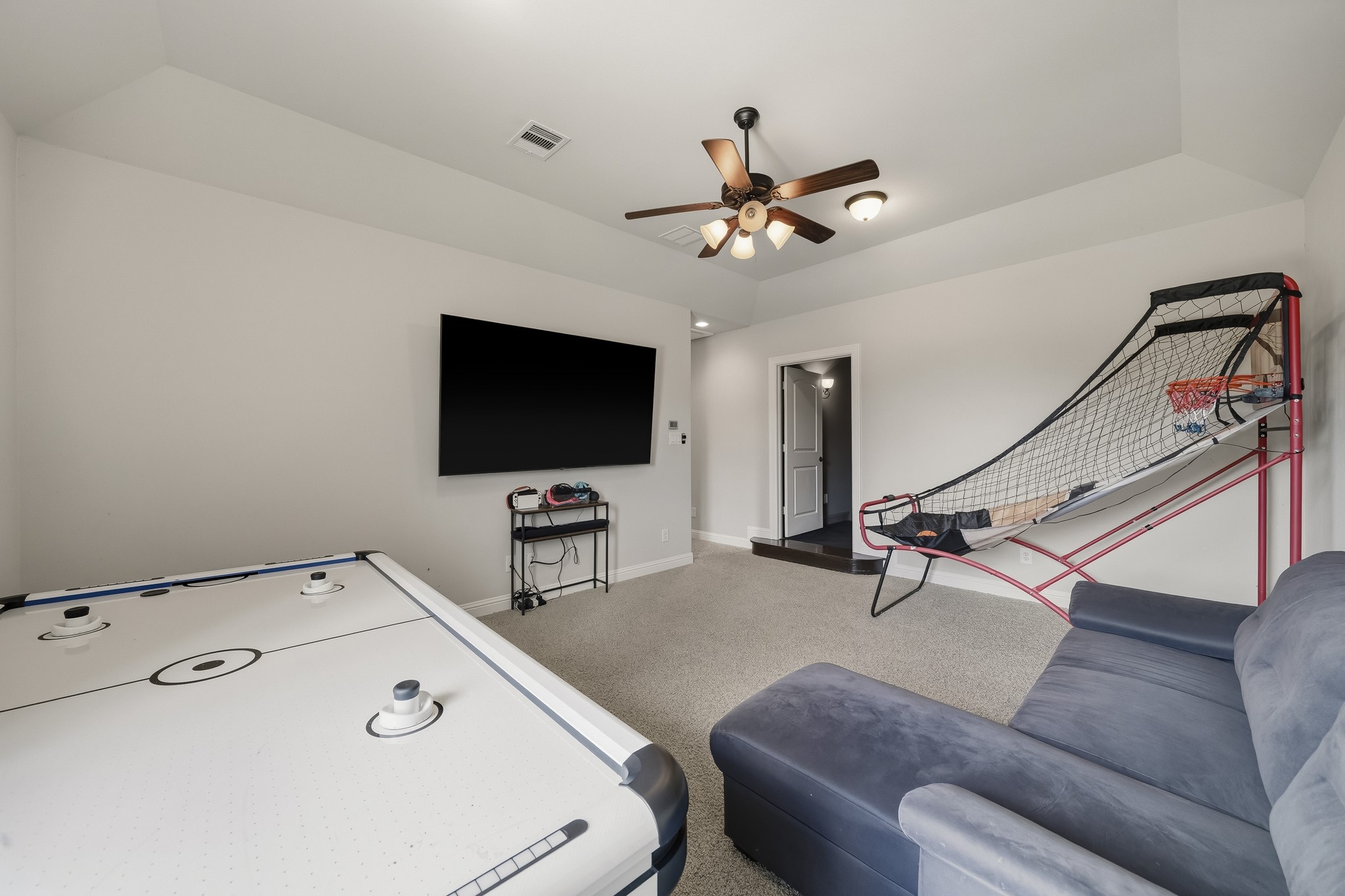 10607 Pebblecreek Crossing Property Photo 30