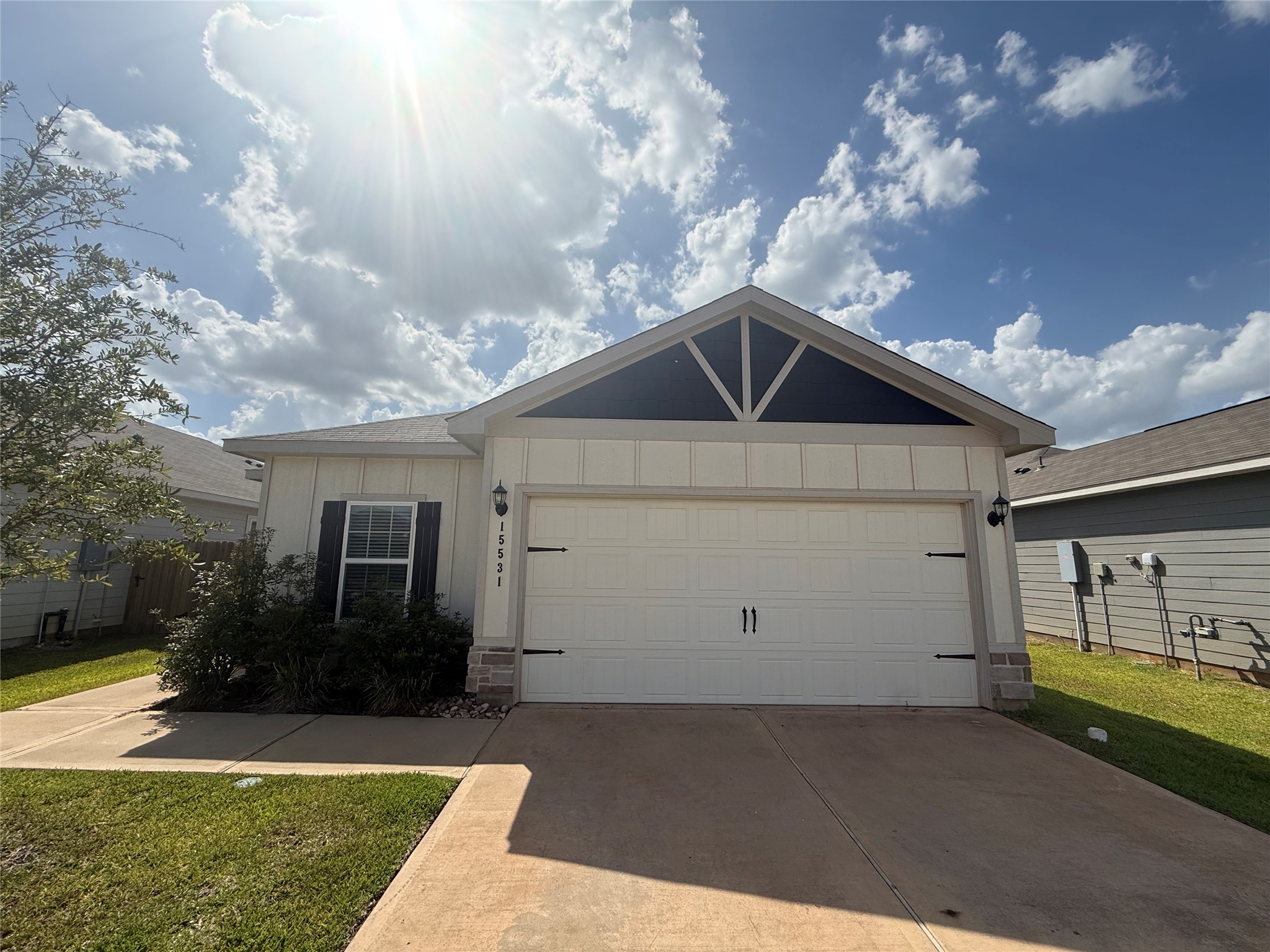 15531 Caramel Springs Drive Property Photo 1