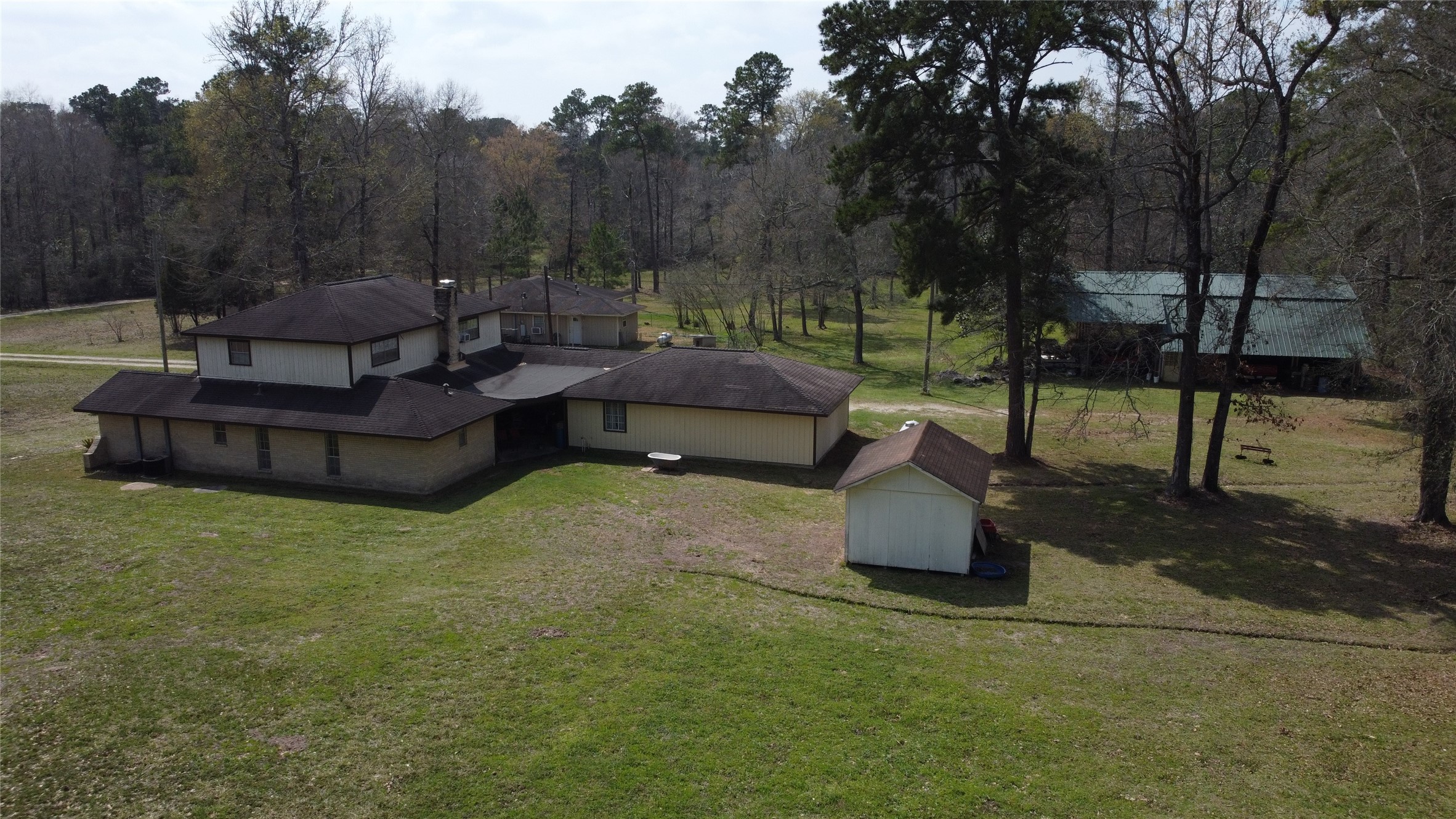 11588 Midway Road Property Photo 19