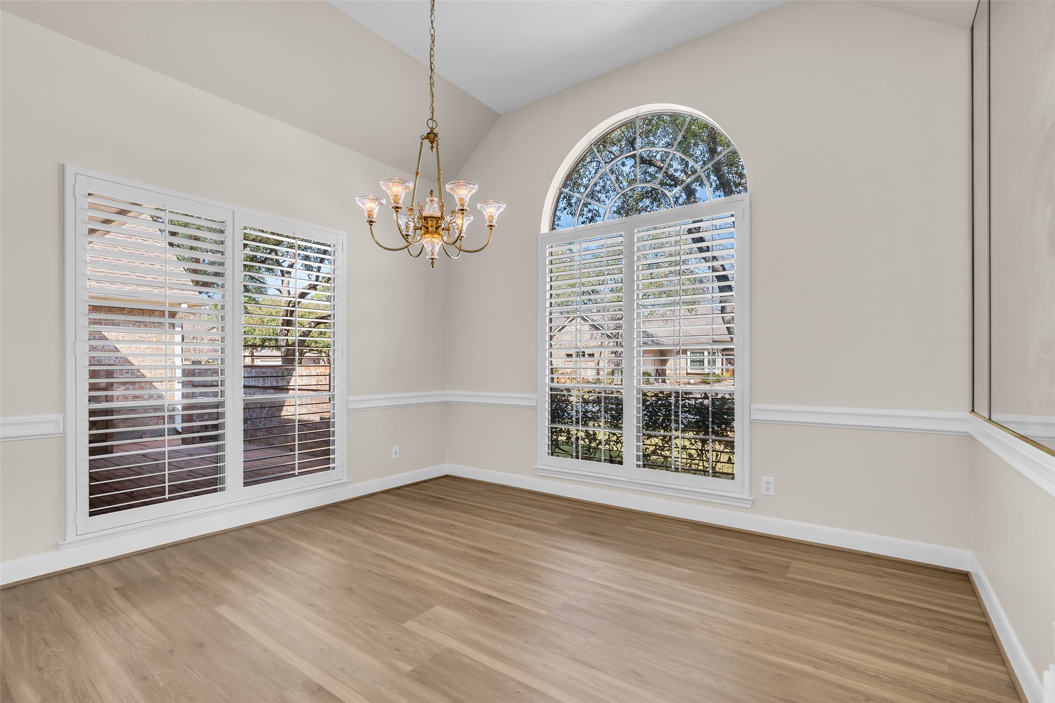 3102 Mountain Oak Court Property Photo 17