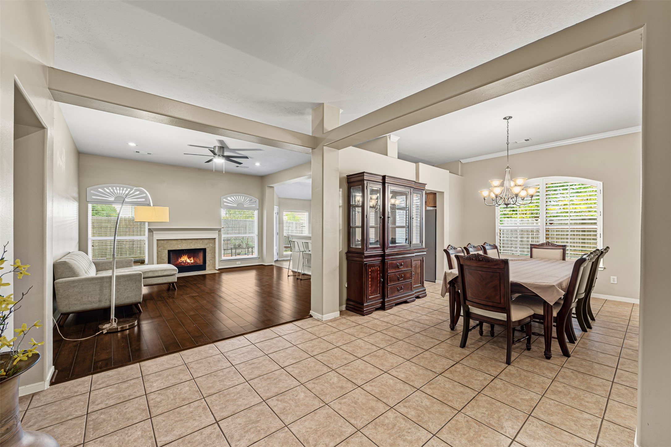 17402 Aspen Ridge Ct Property Photo 5