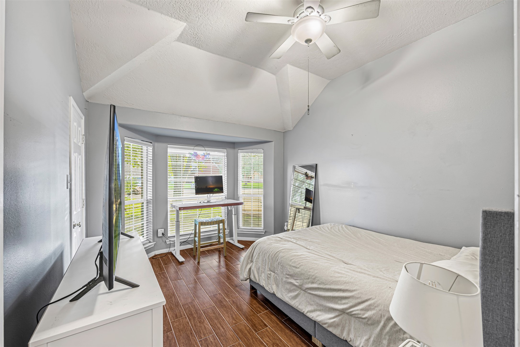 17402 Aspen Ridge Ct Property Photo 18