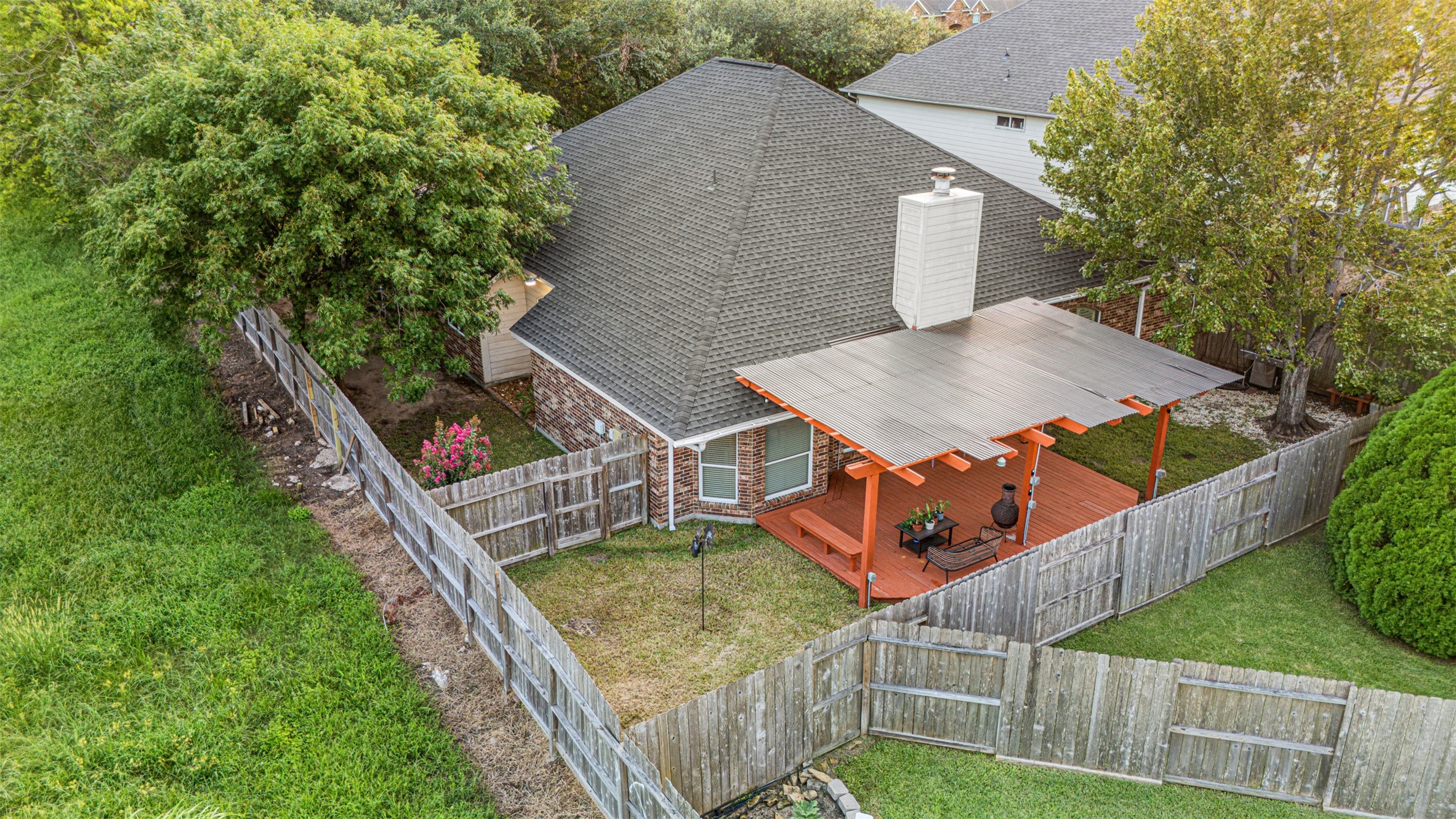 17402 Aspen Ridge Ct Property Photo 21