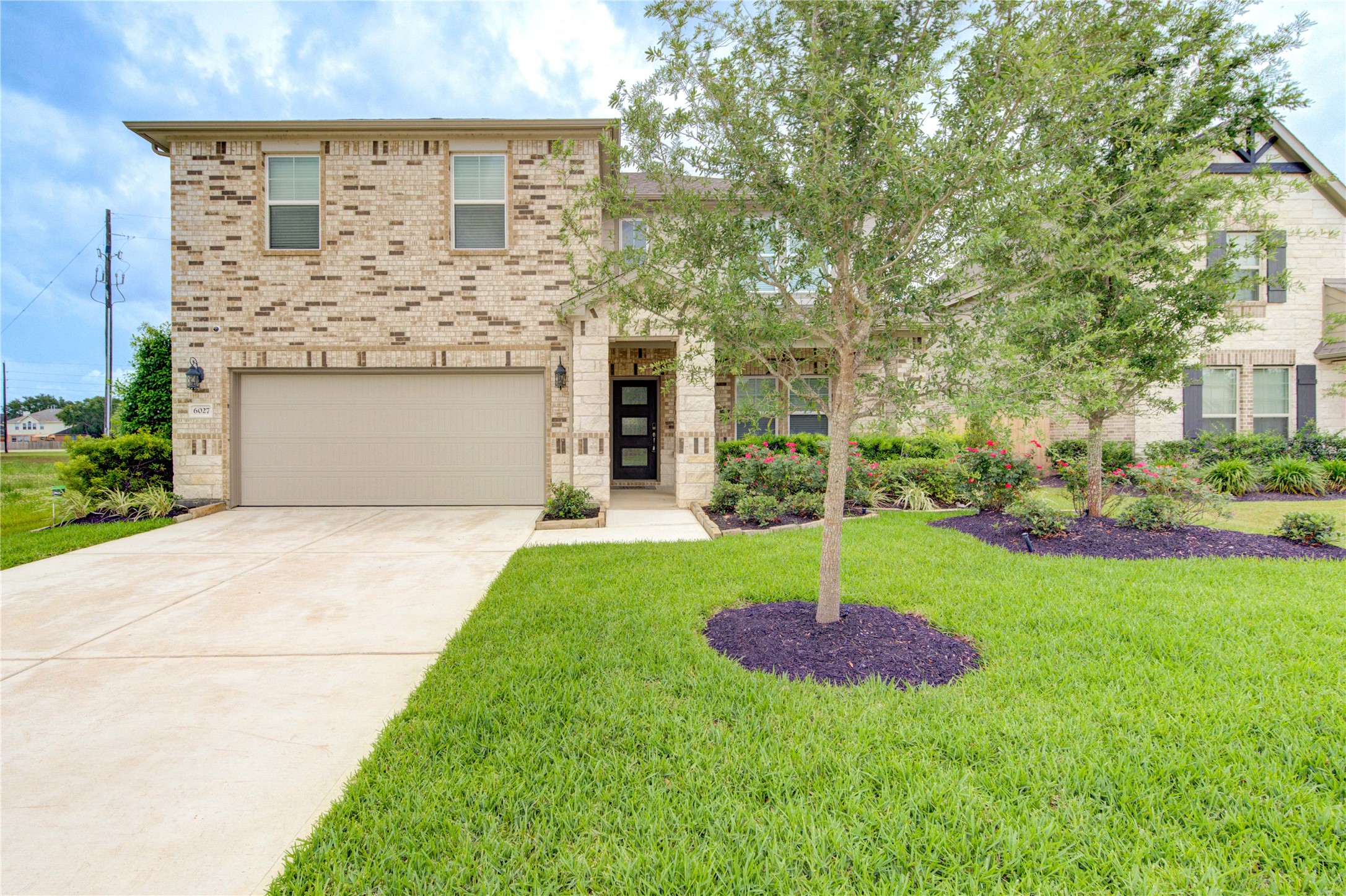 6027 Jenna Way Property Photo 2
