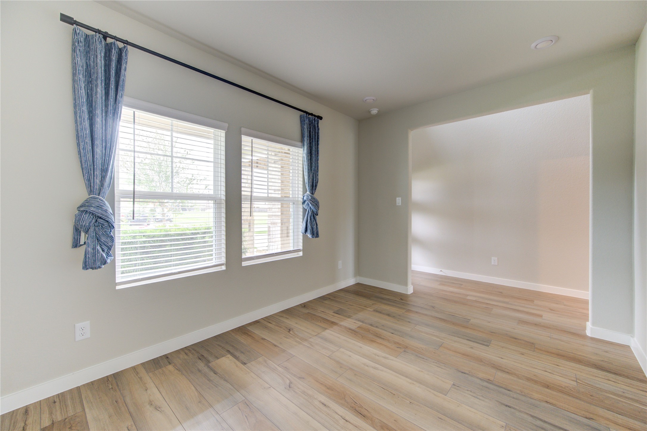 6027 Jenna Way Property Photo 7
