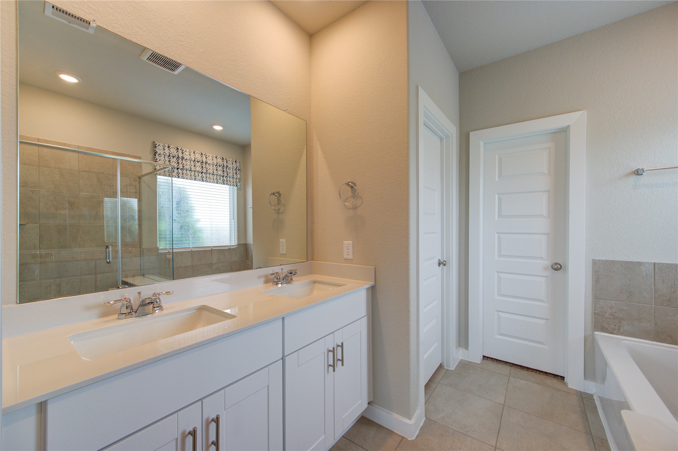 6027 Jenna Way Property Photo 28