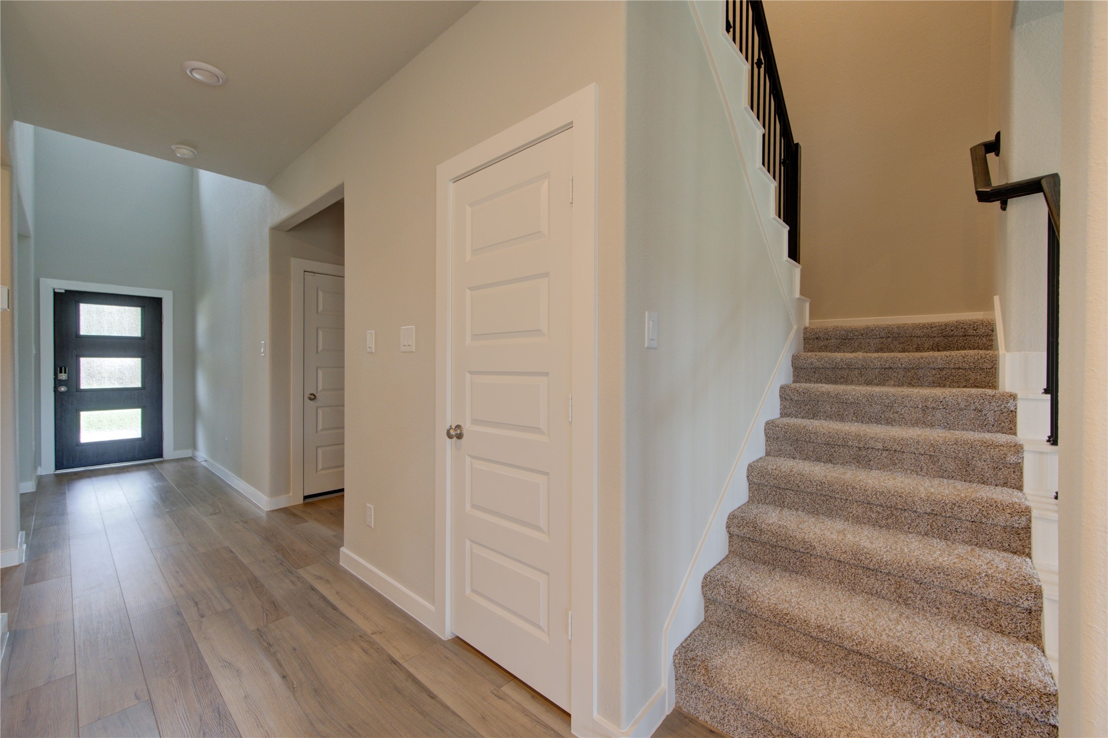 6027 Jenna Way Property Photo 32