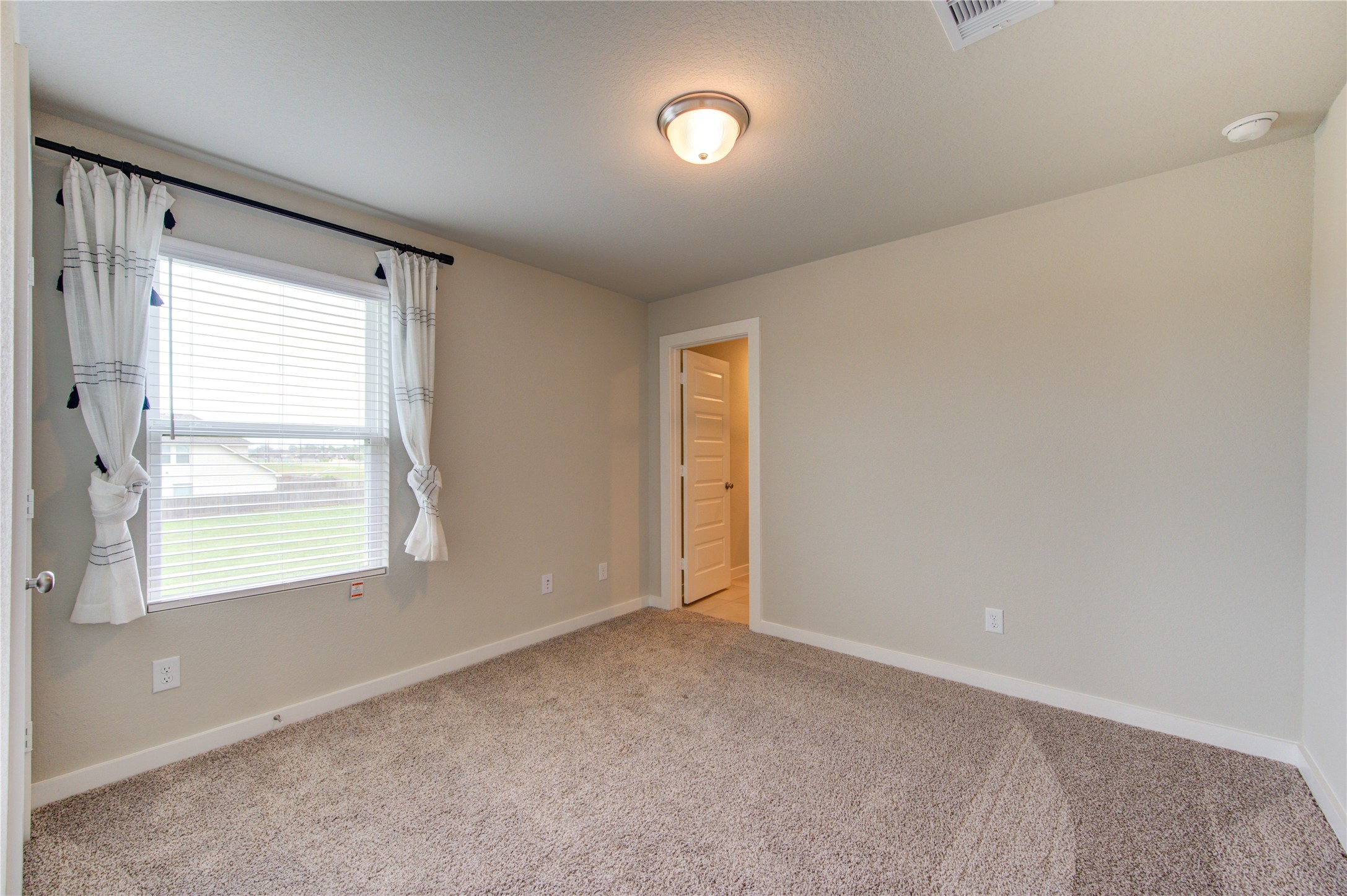 6027 Jenna Way Property Photo 39