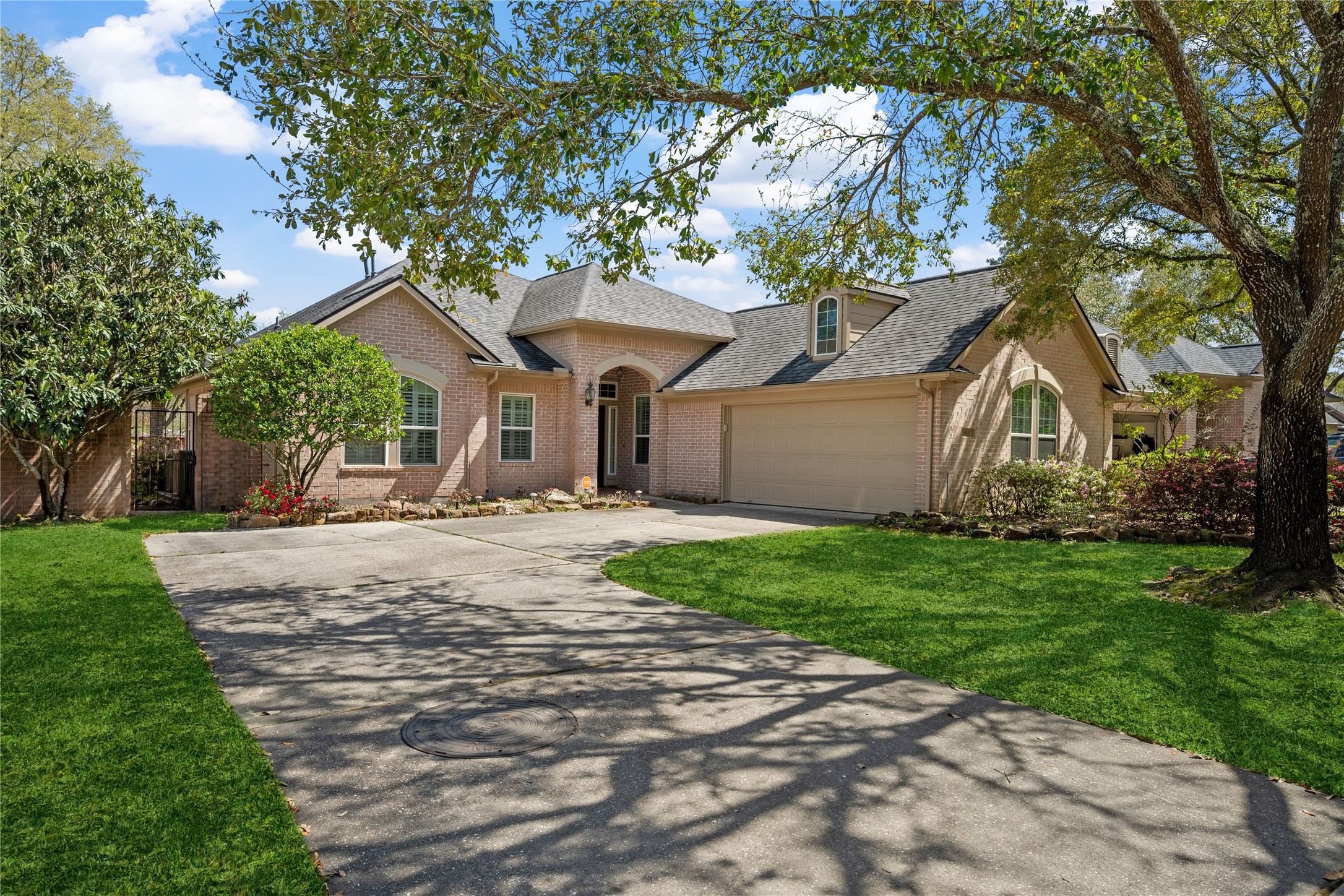 19311 Meadow Rose Court Property Photo