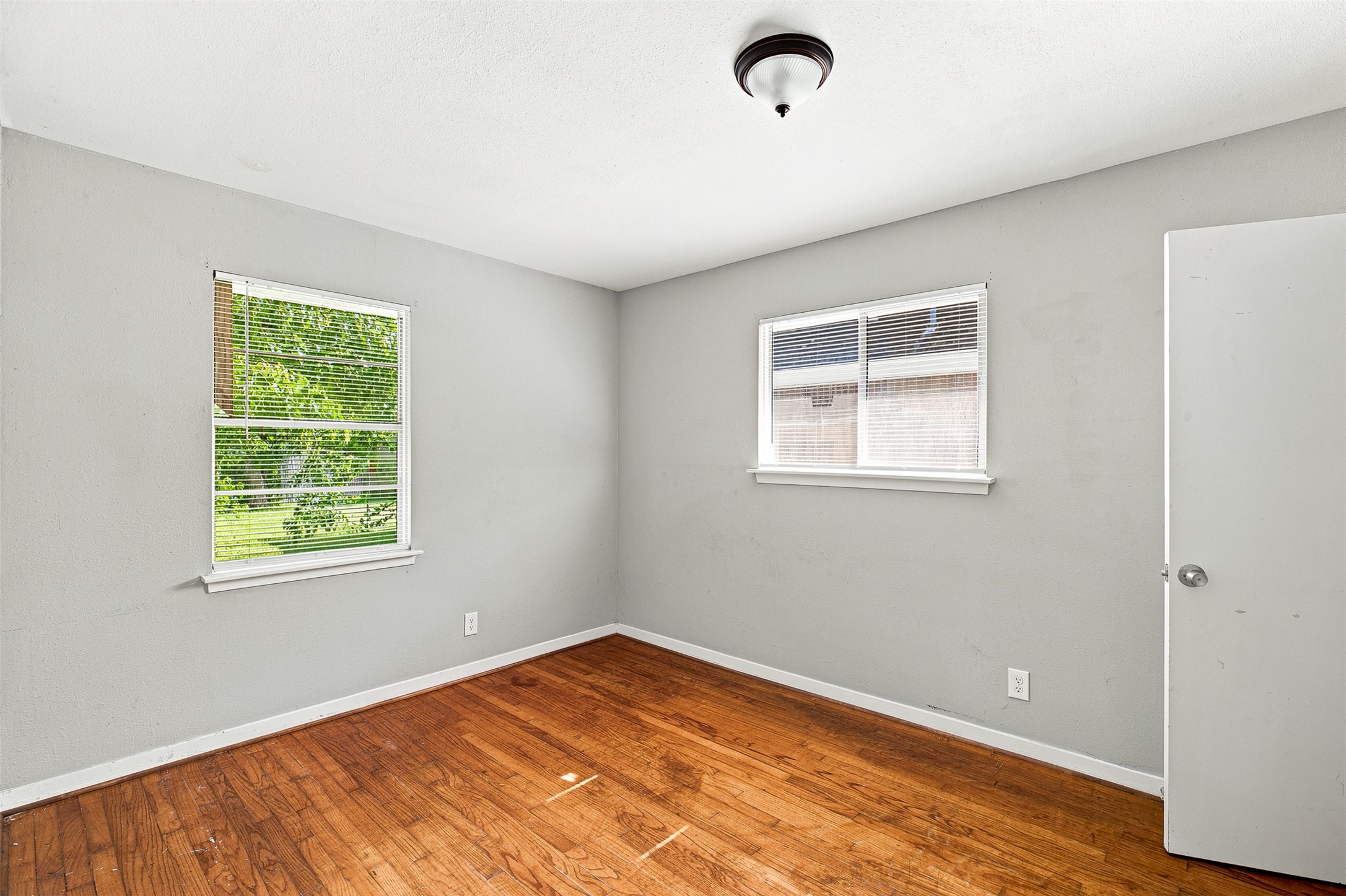 509 Avenue J Property Photo 14