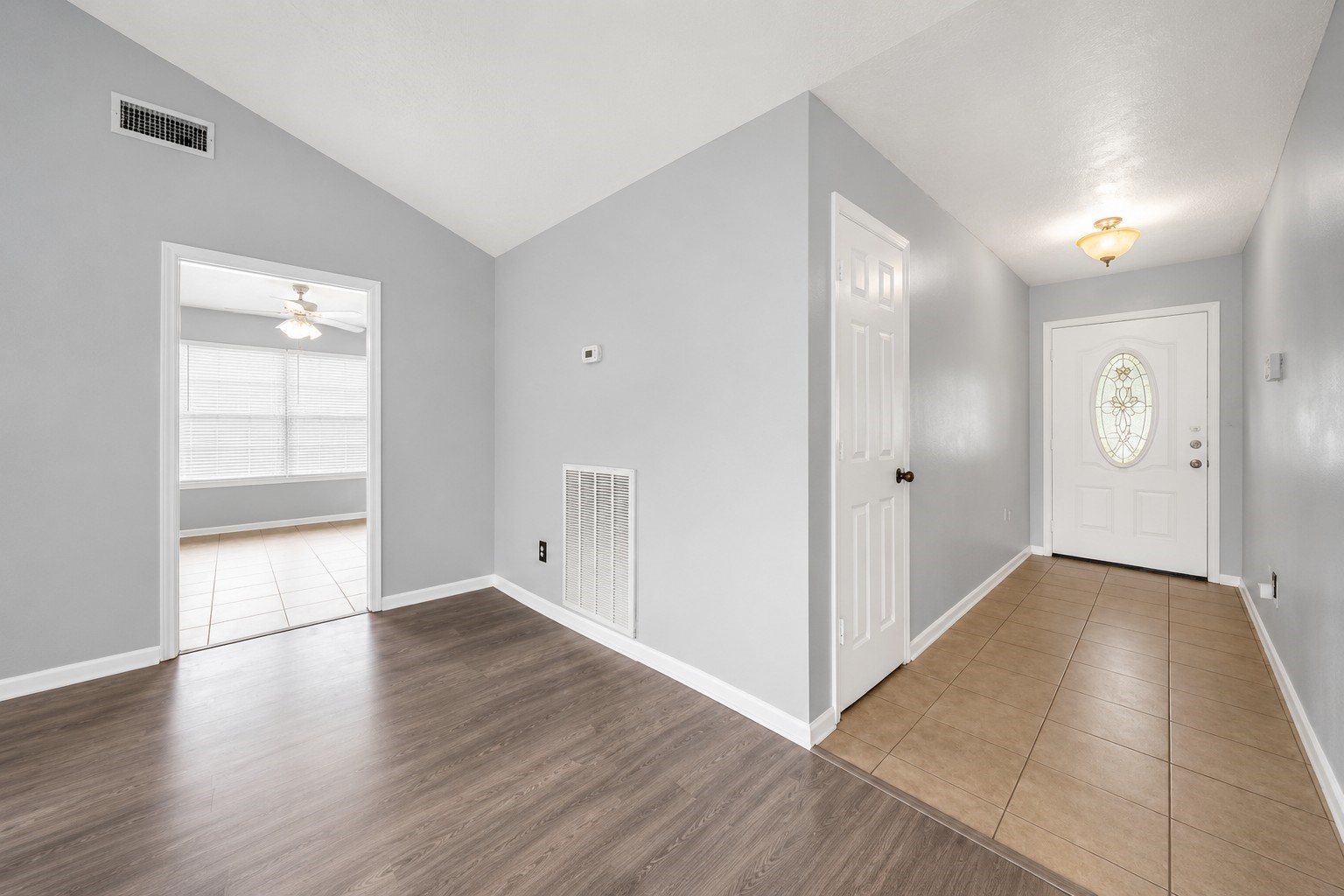 1707 Stone Lake Drive Property Photo 3