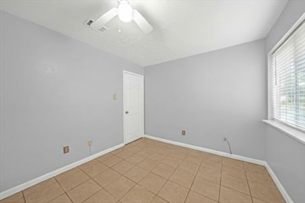 1707 Stone Lake Drive Property Photo 15