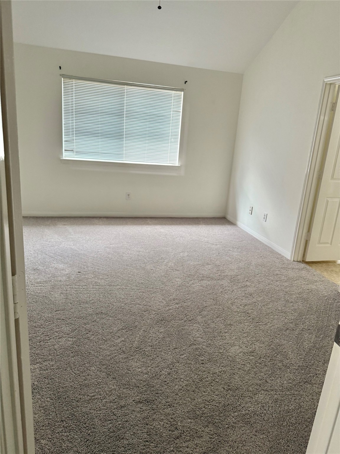 25127 Clover Ranch Drive Property Photo 10