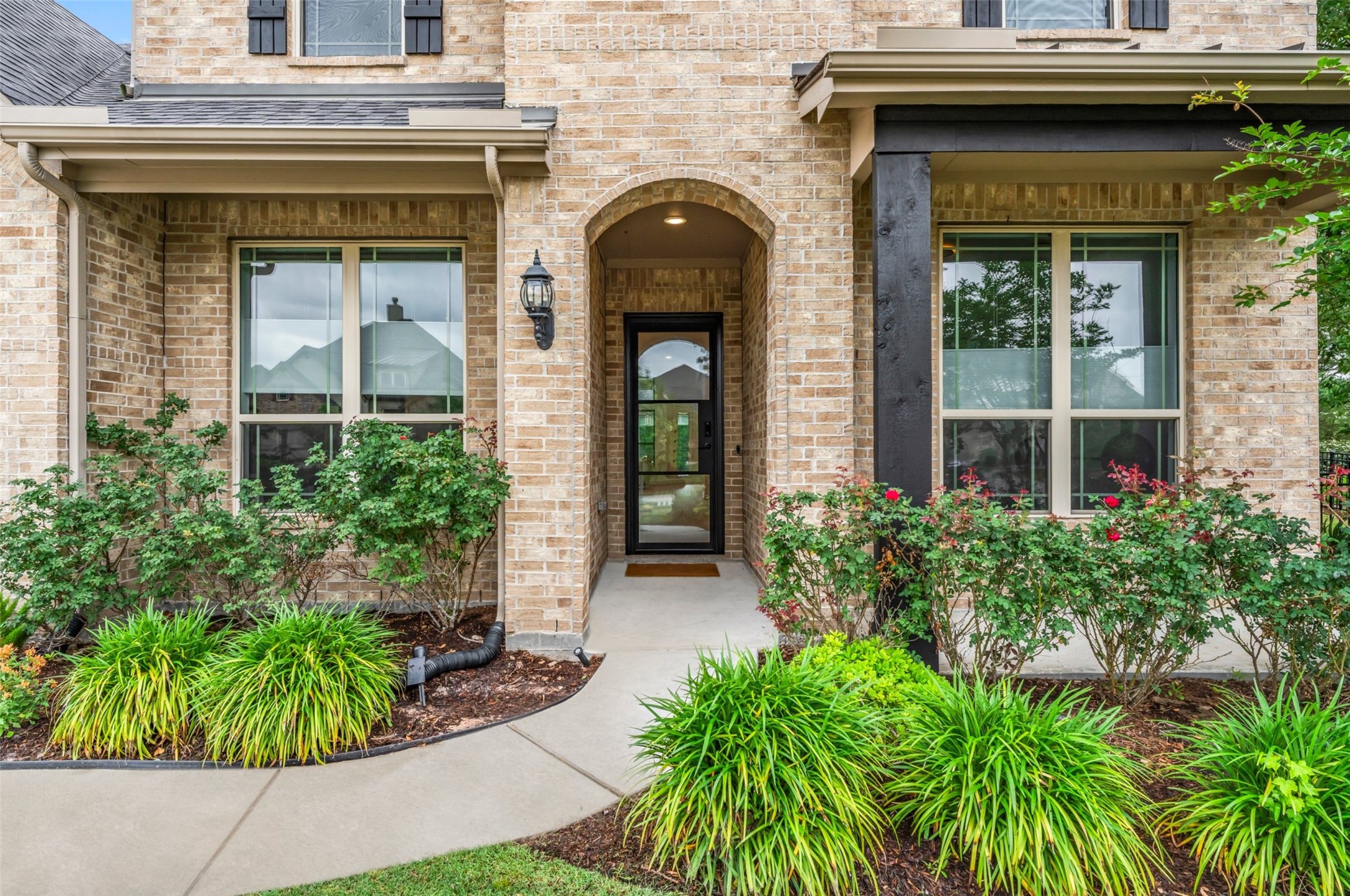 1053 Bat Hawk Court Property Photo 4
