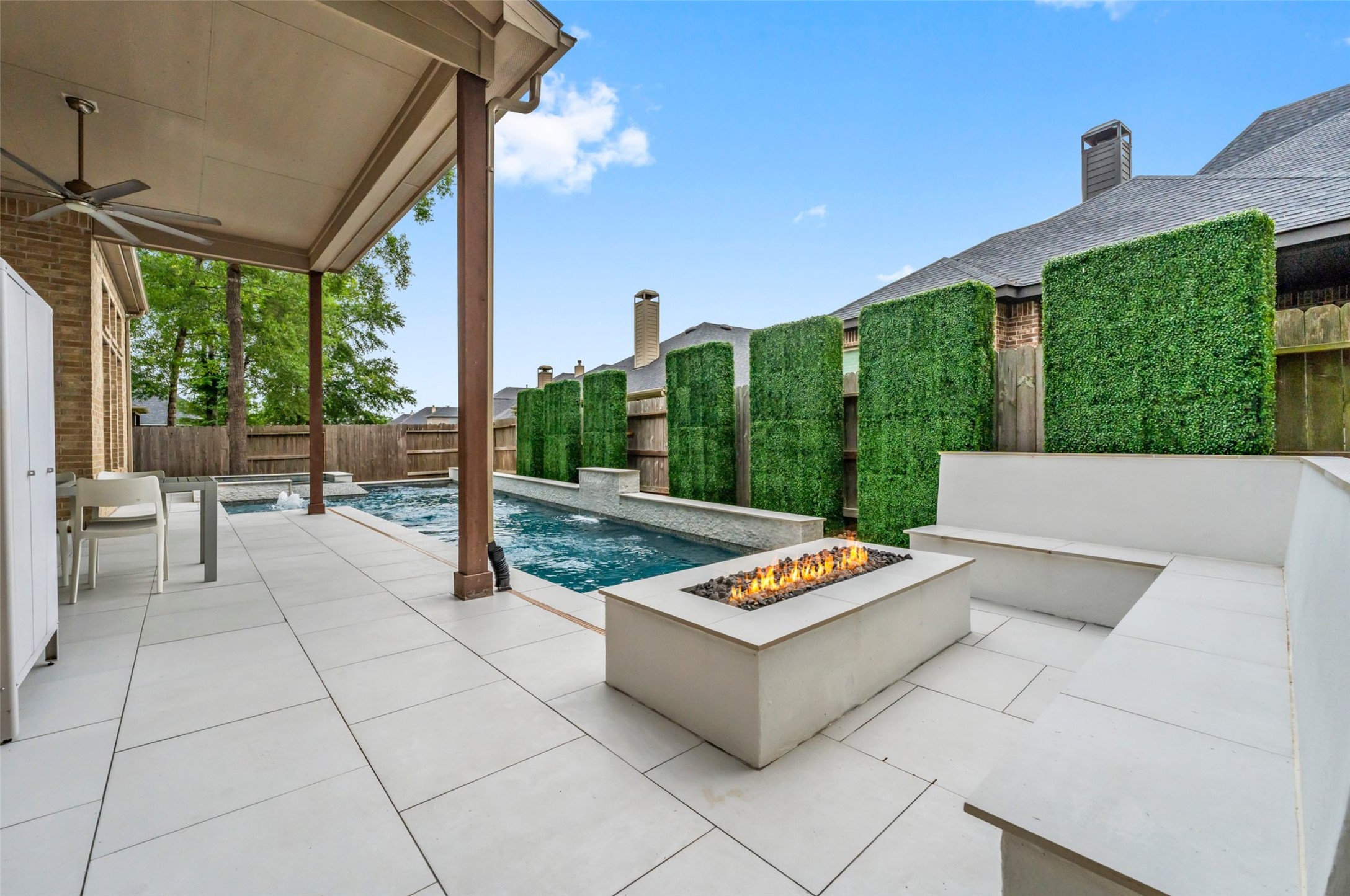 1053 Bat Hawk Court Property Photo 47