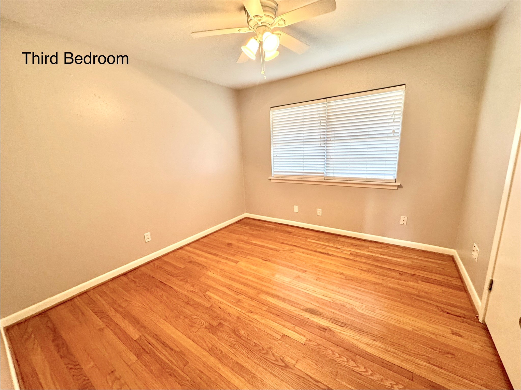 4314 Benning Drive Property Photo 9