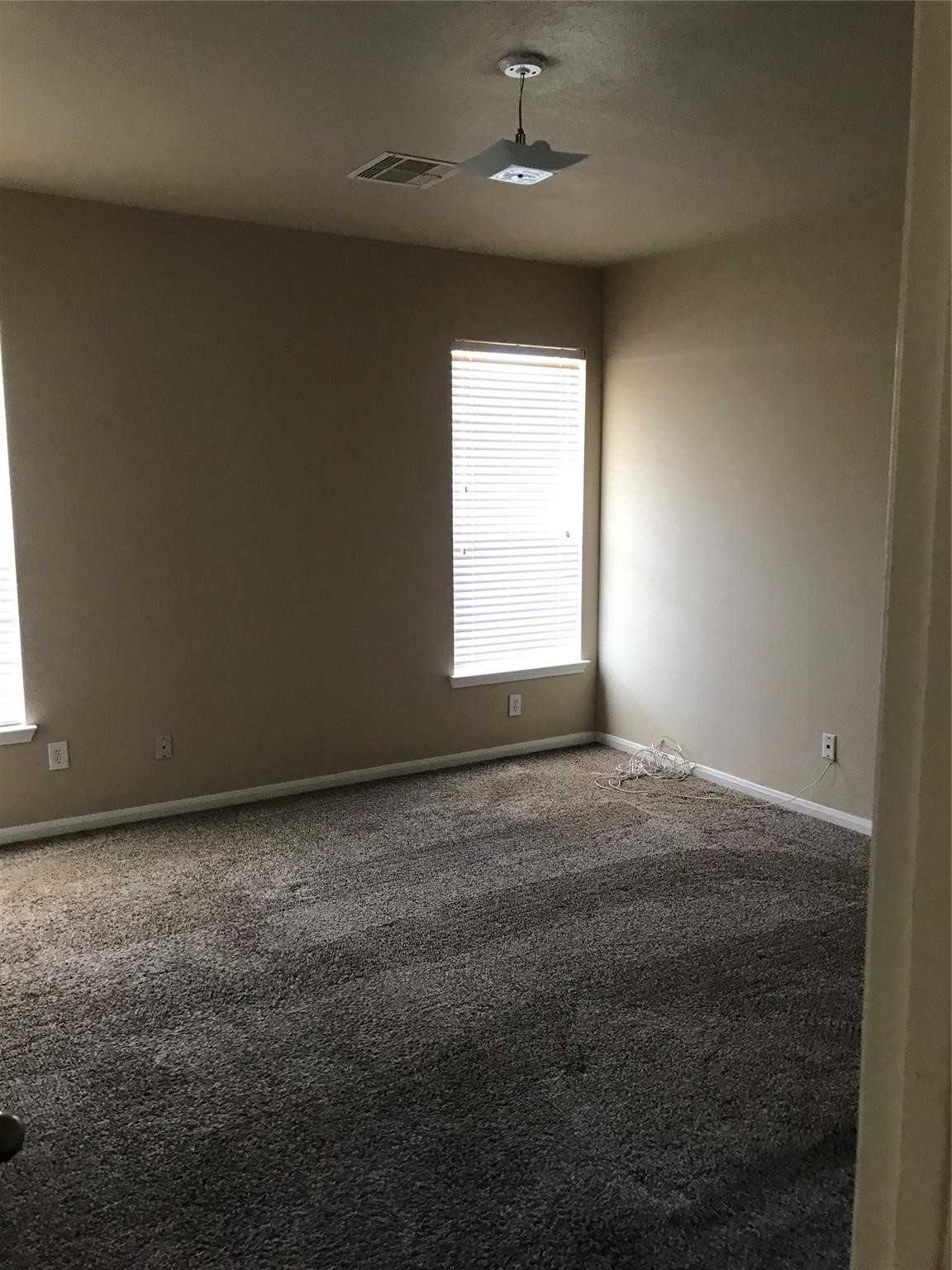 5715 Ranch Prairie Trail Property Photo 10