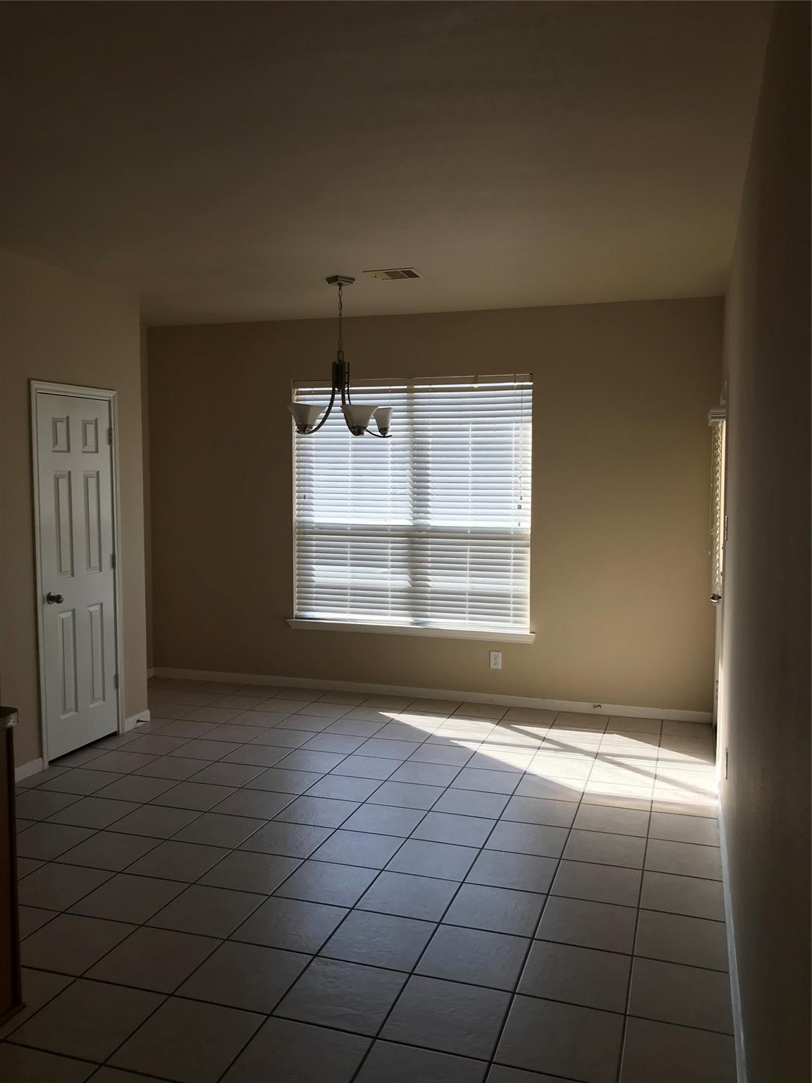 5715 Ranch Prairie Trail Property Photo 11