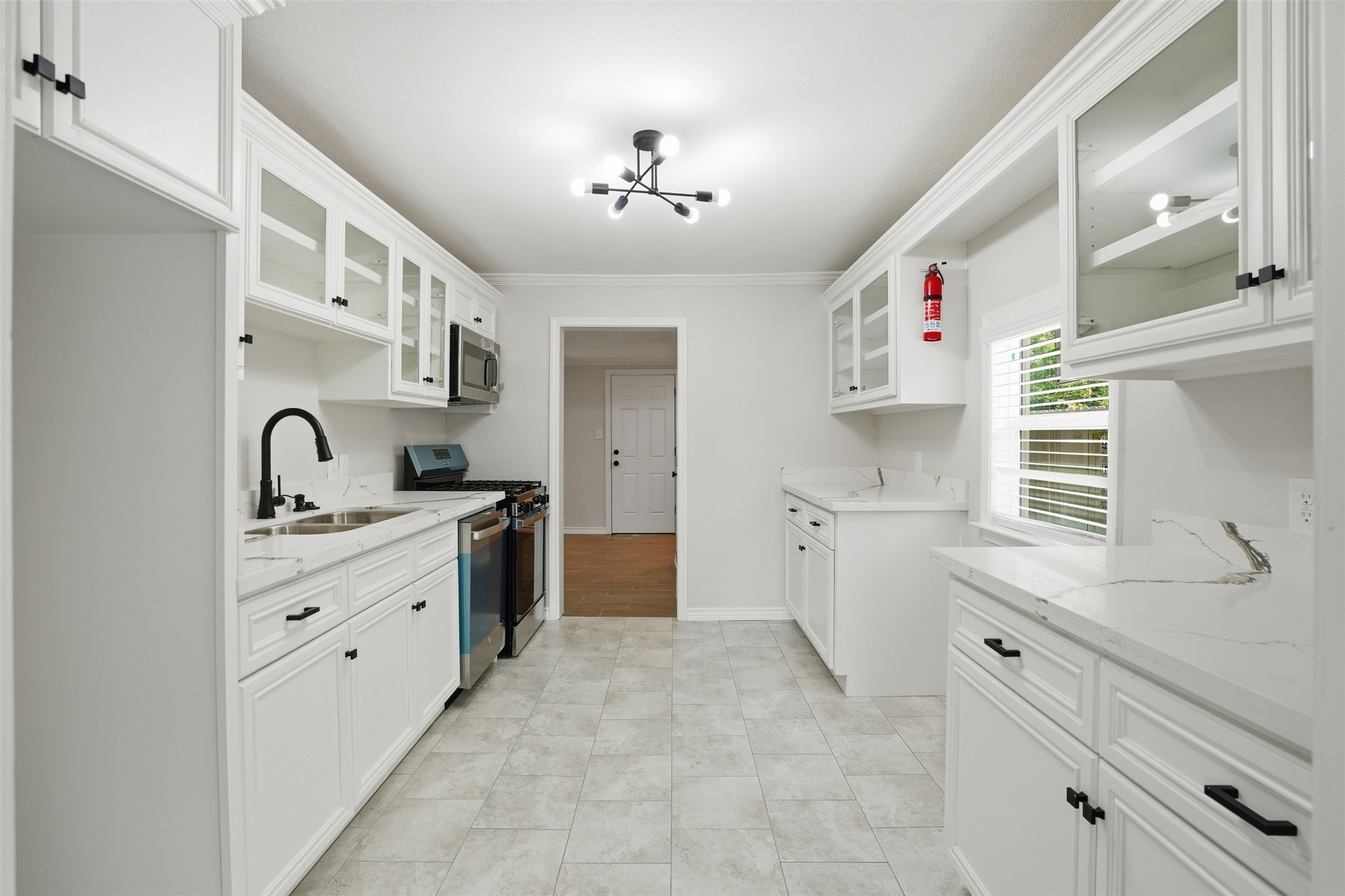 6518 Paris Street Property Photo 11