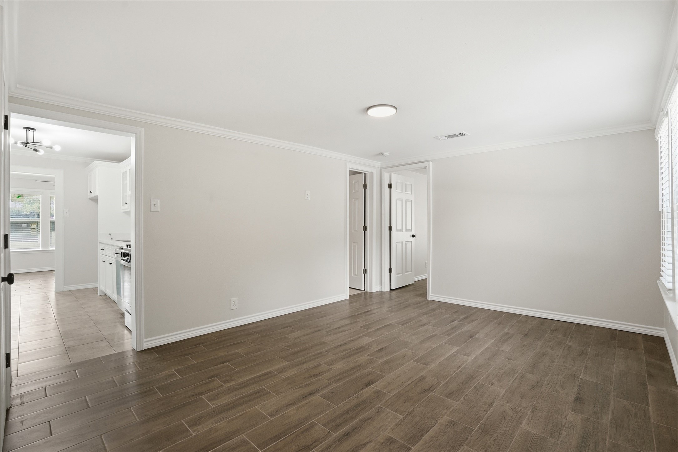6518 Paris Street Property Photo 18