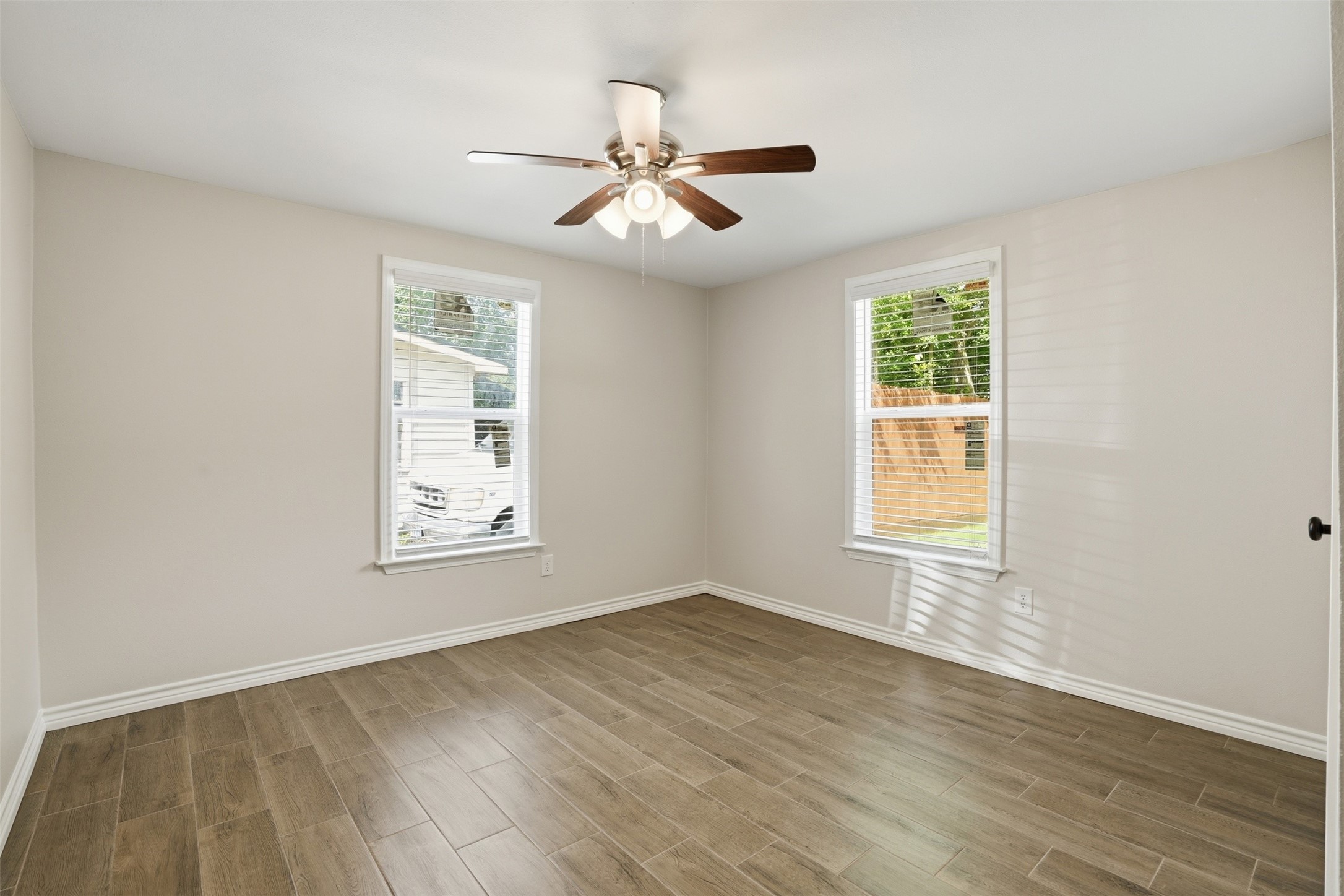 6518 Paris Street Property Photo 20