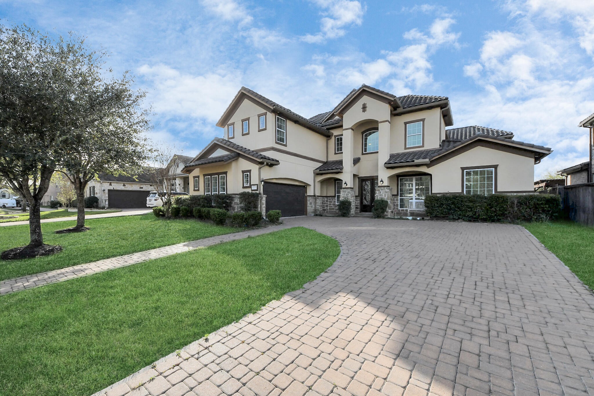 3711 Meandering Spring Property Photo 8