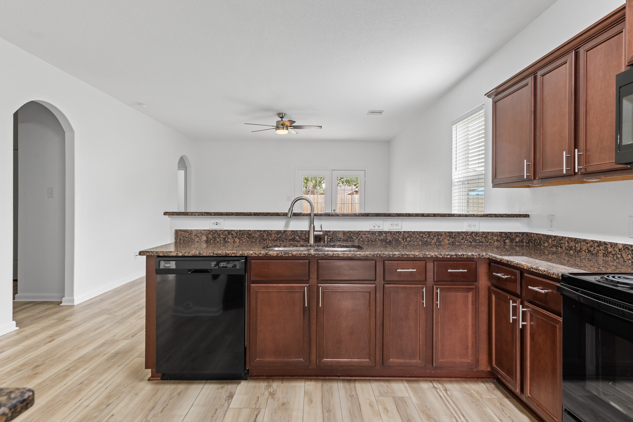 12059 Powderhorn Lane Property Photo 6