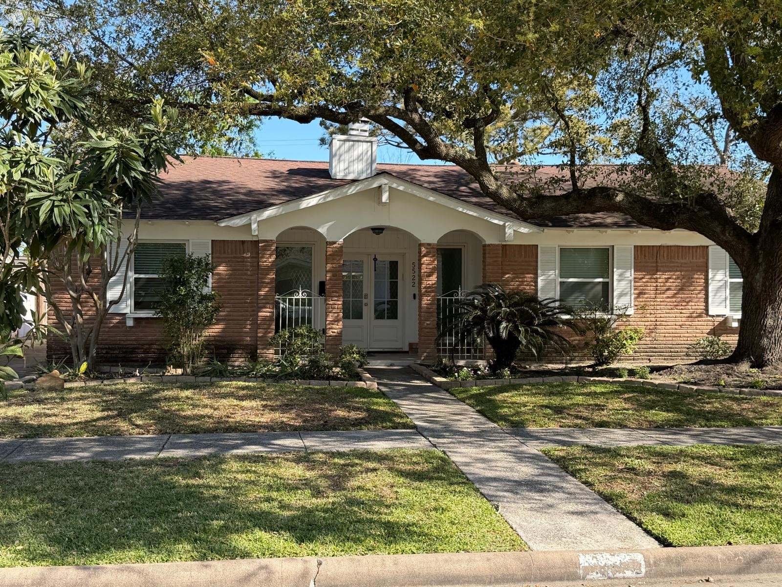 5522 Caversham Drive Property Photo 17