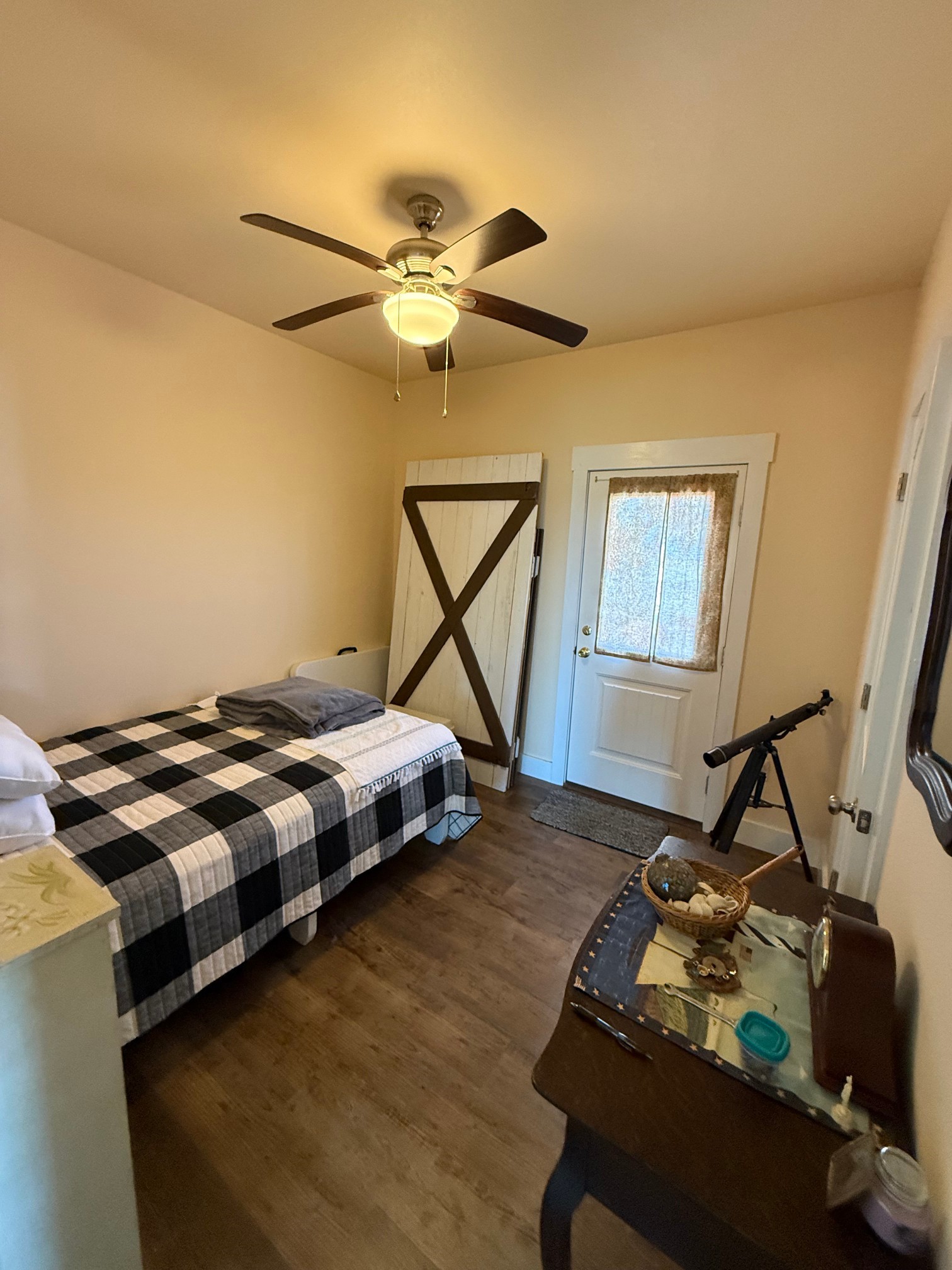 146 Port Avenue Property Photo 10