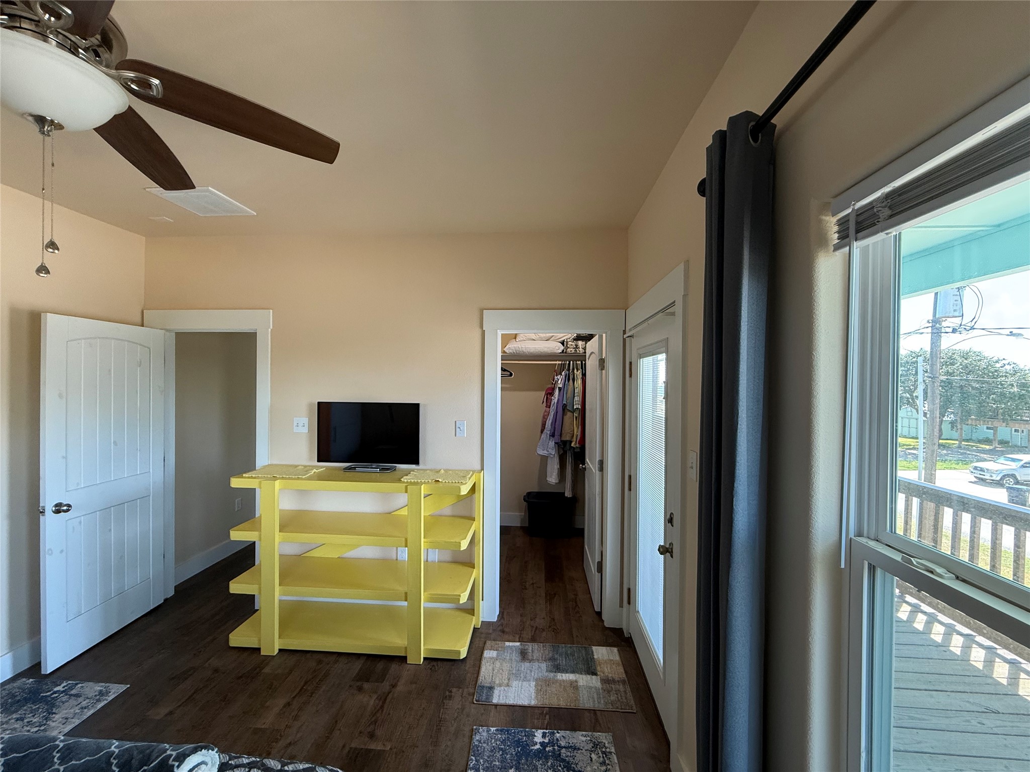 146 Port Avenue Property Photo 22