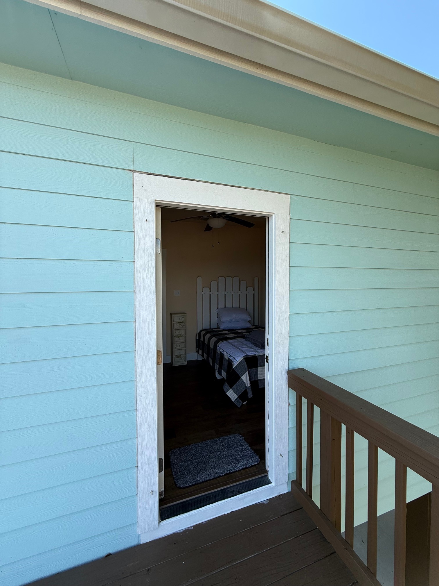 146 Port Avenue Property Photo 27