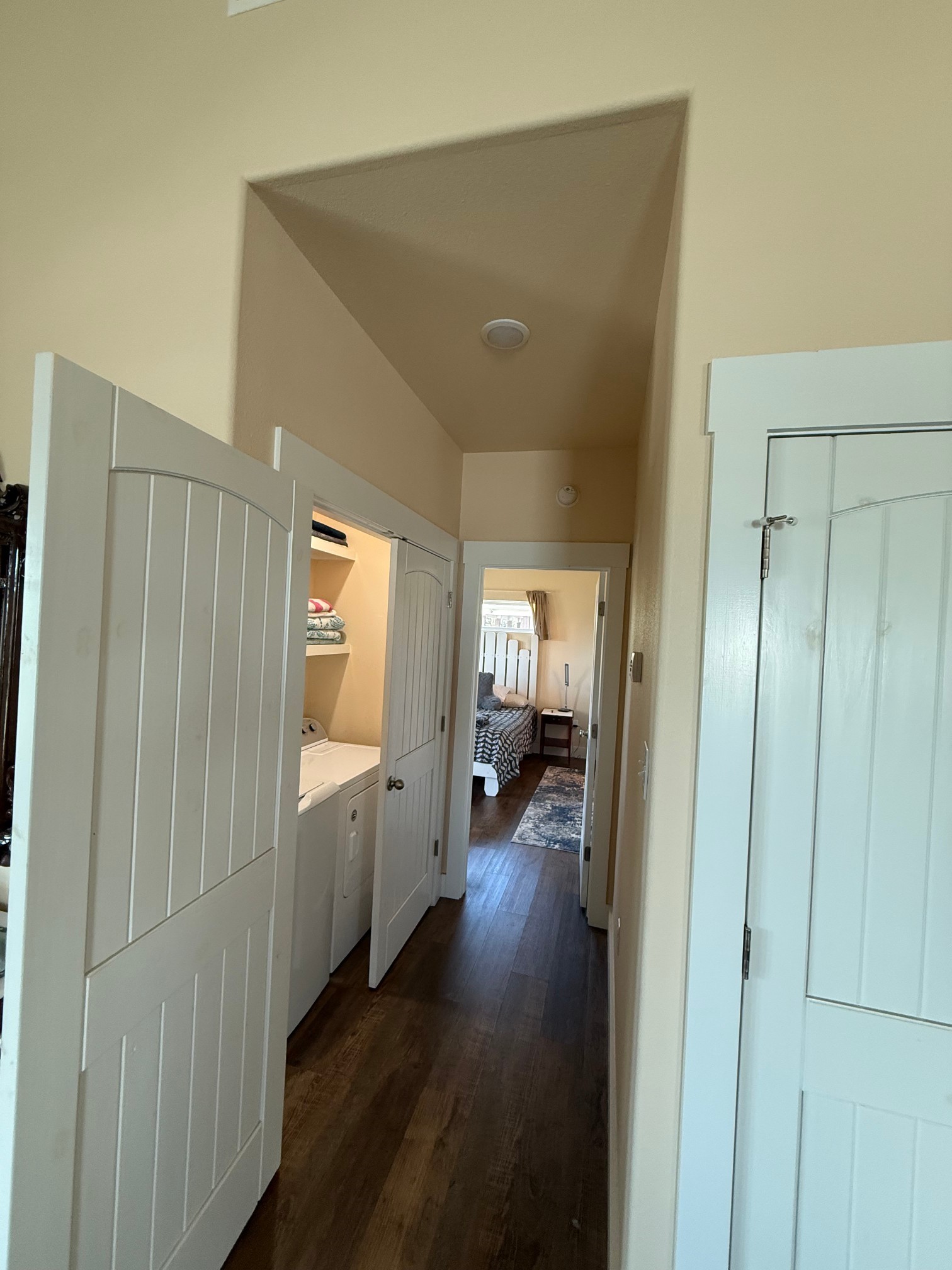 146 Port Avenue Property Photo 28
