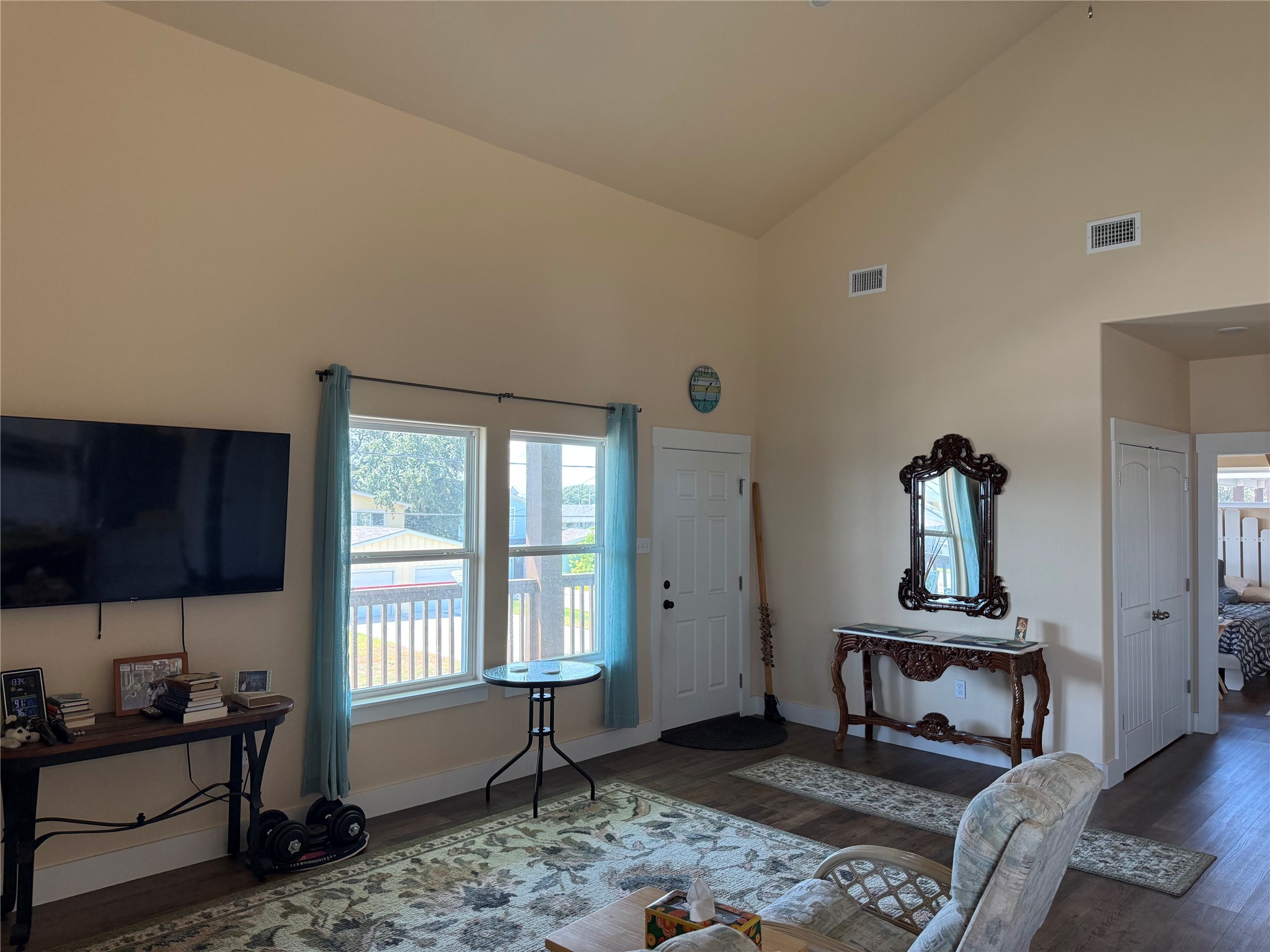 146 Port Avenue Property Photo 39
