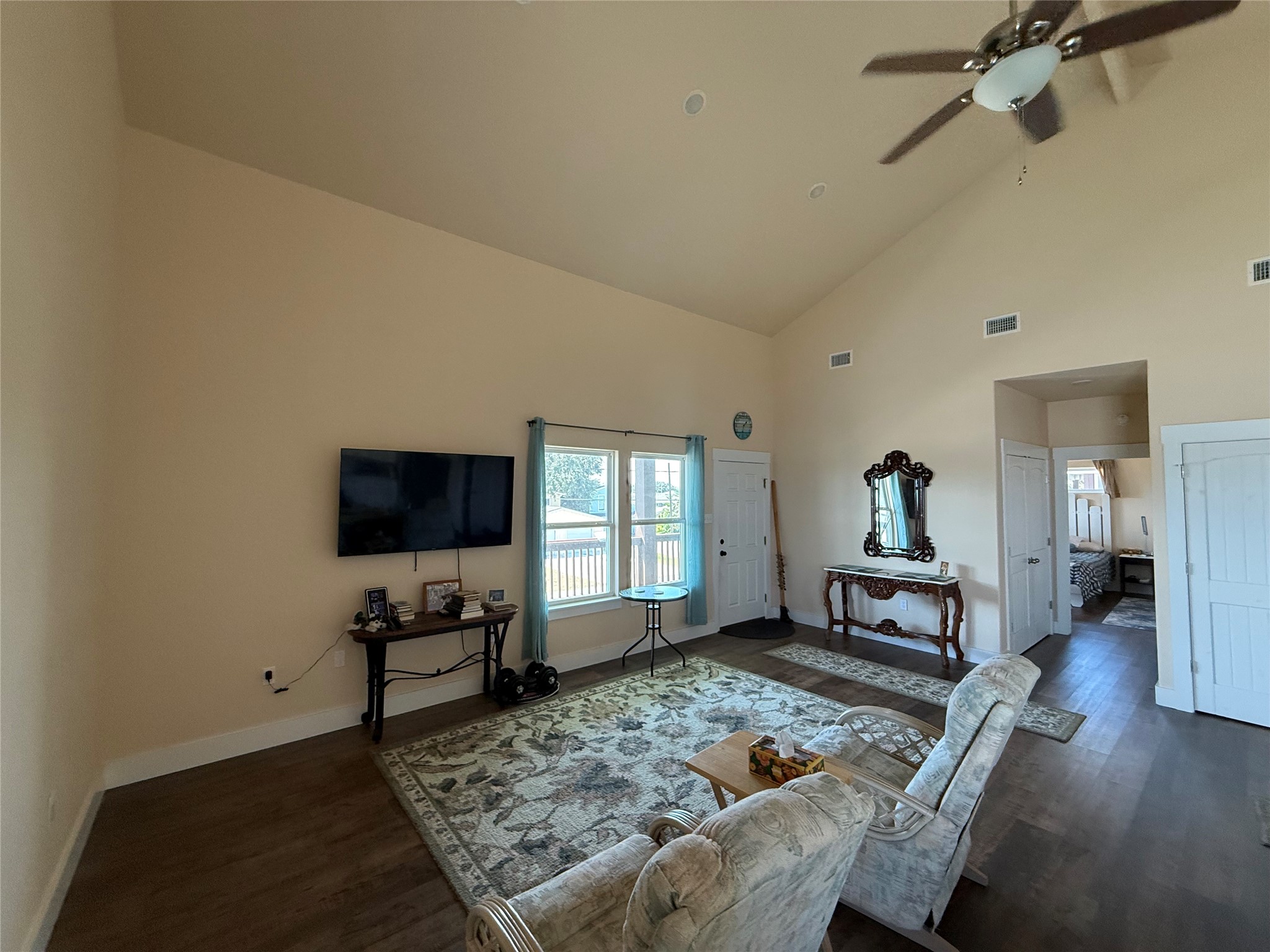 146 Port Avenue Property Photo 41