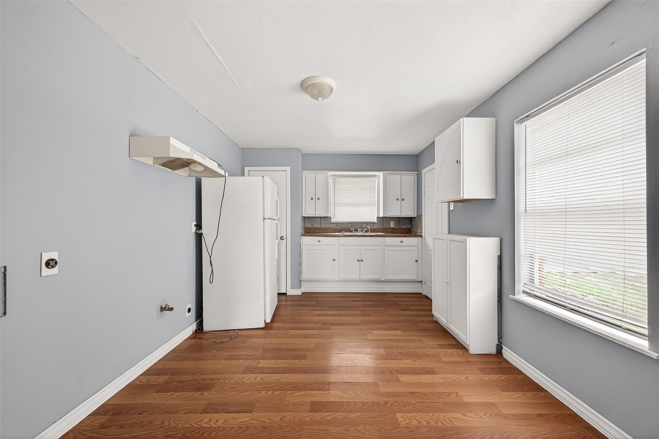 3900 Tuam Street Property Photo 11