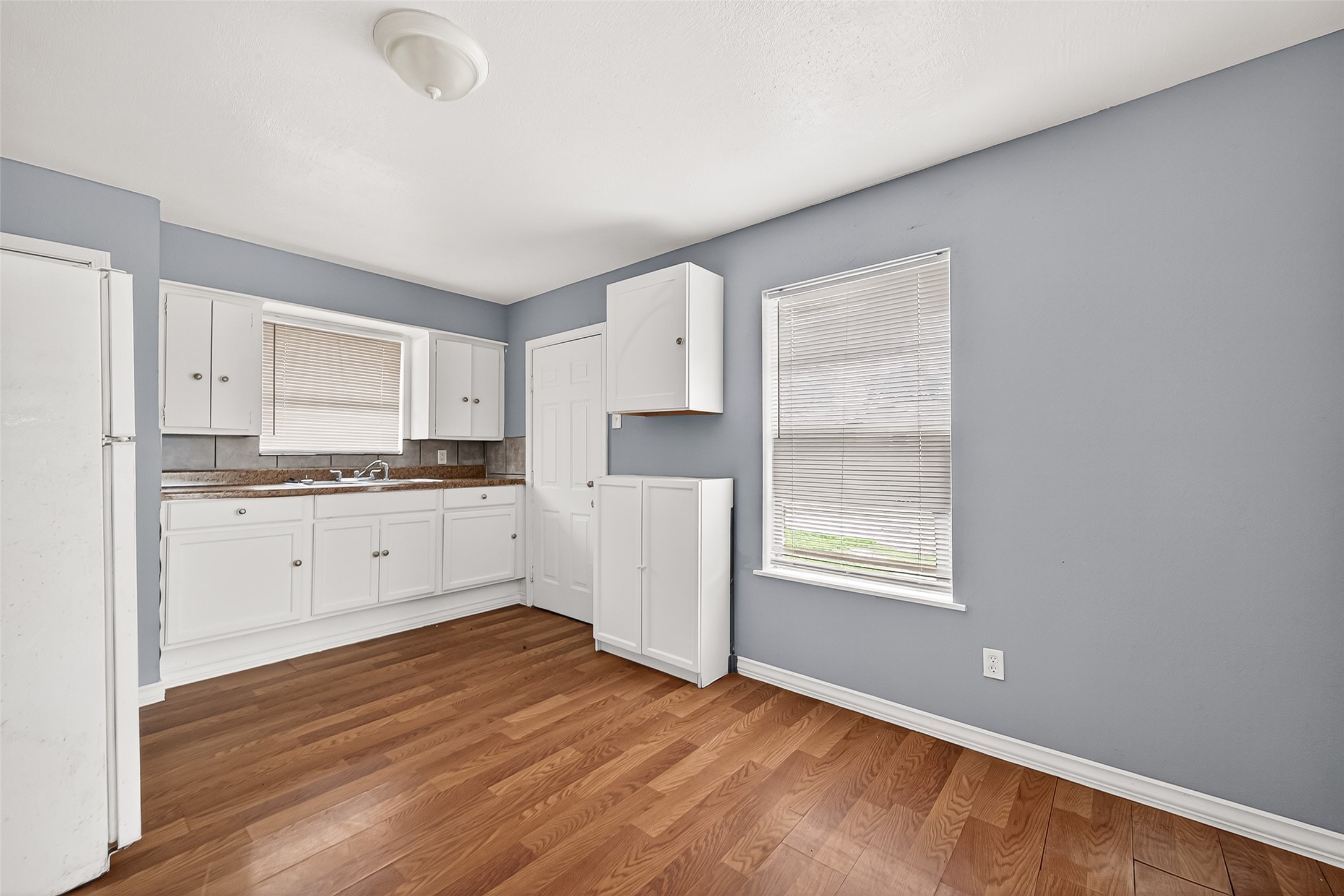 3900 Tuam Street Property Photo 12