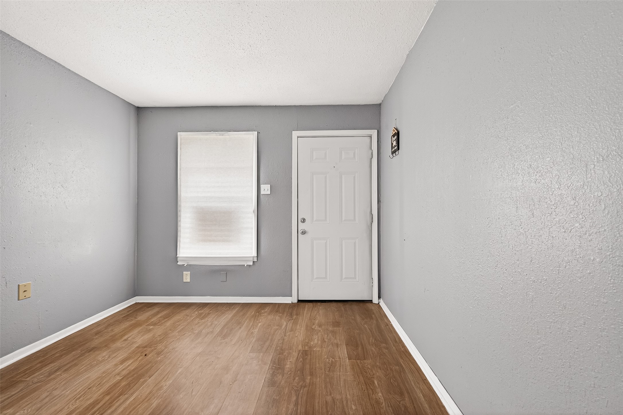 3900 Tuam Street Property Photo 25