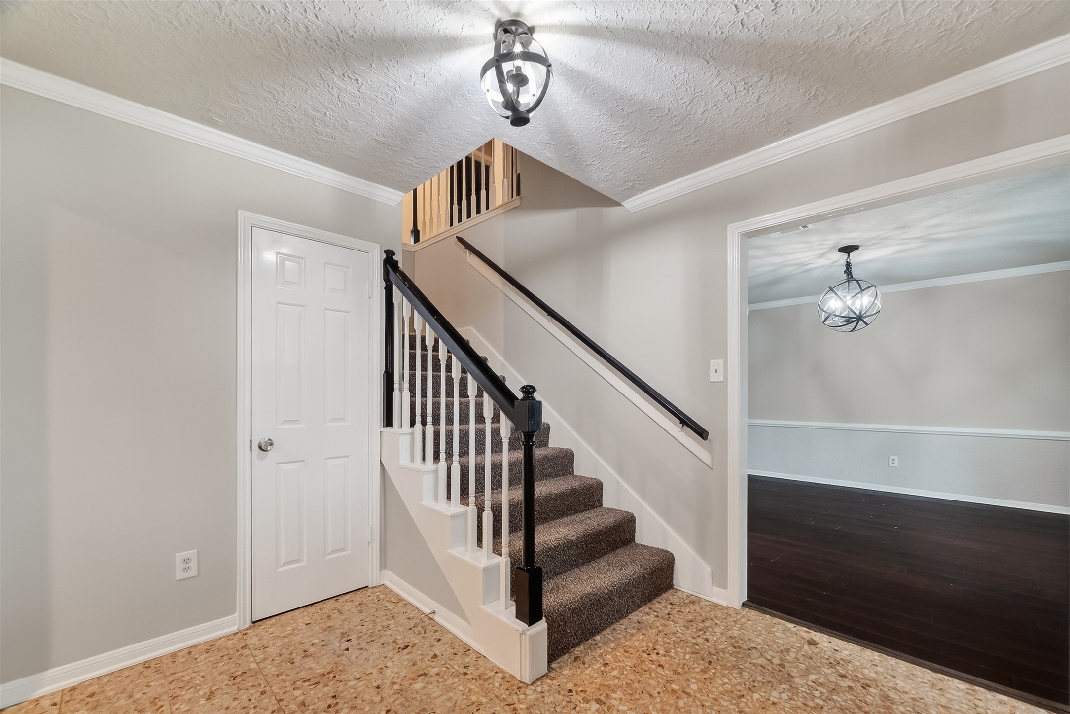 2402 Oak Shores Drive Property Photo 19