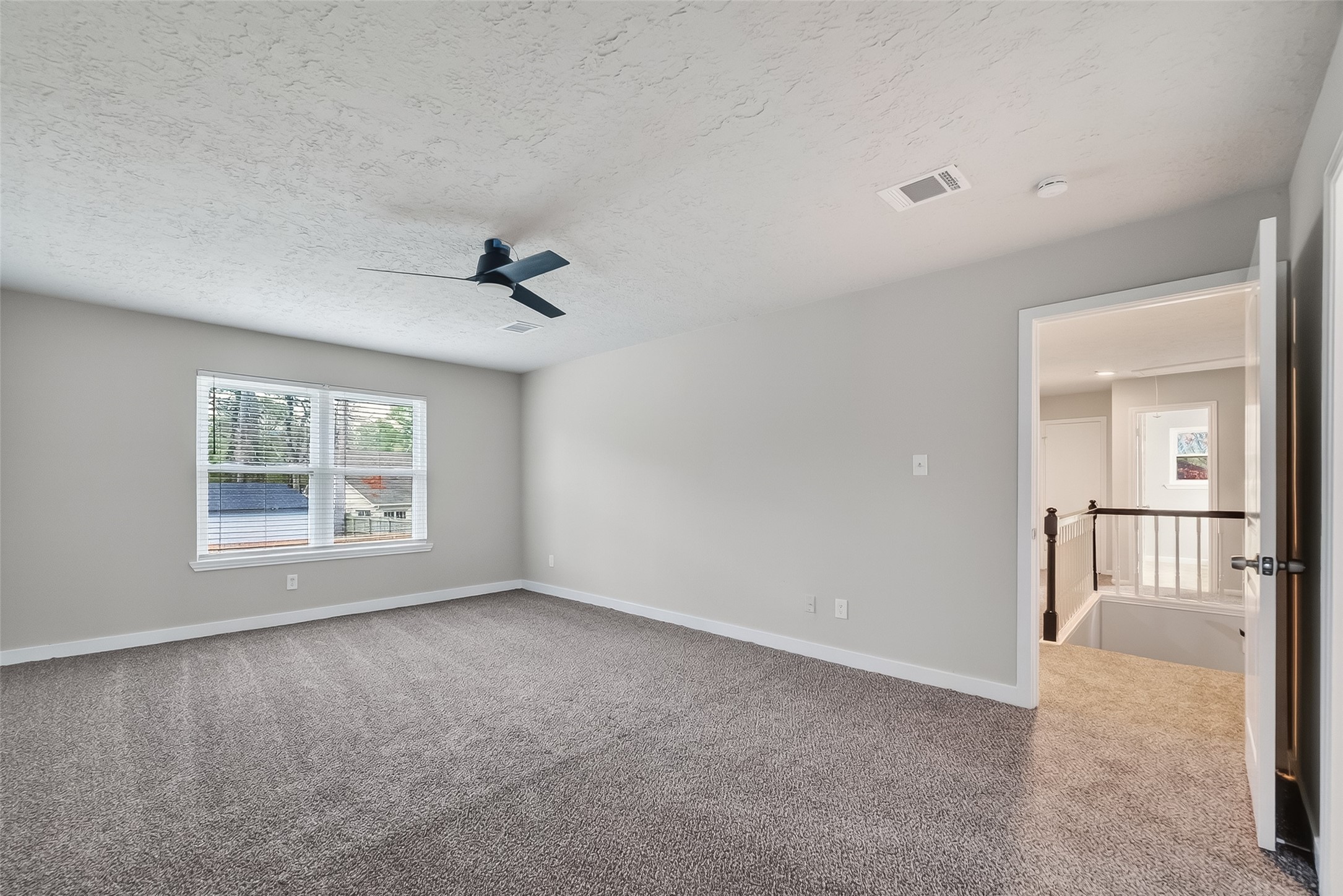 2402 Oak Shores Drive Property Photo 20