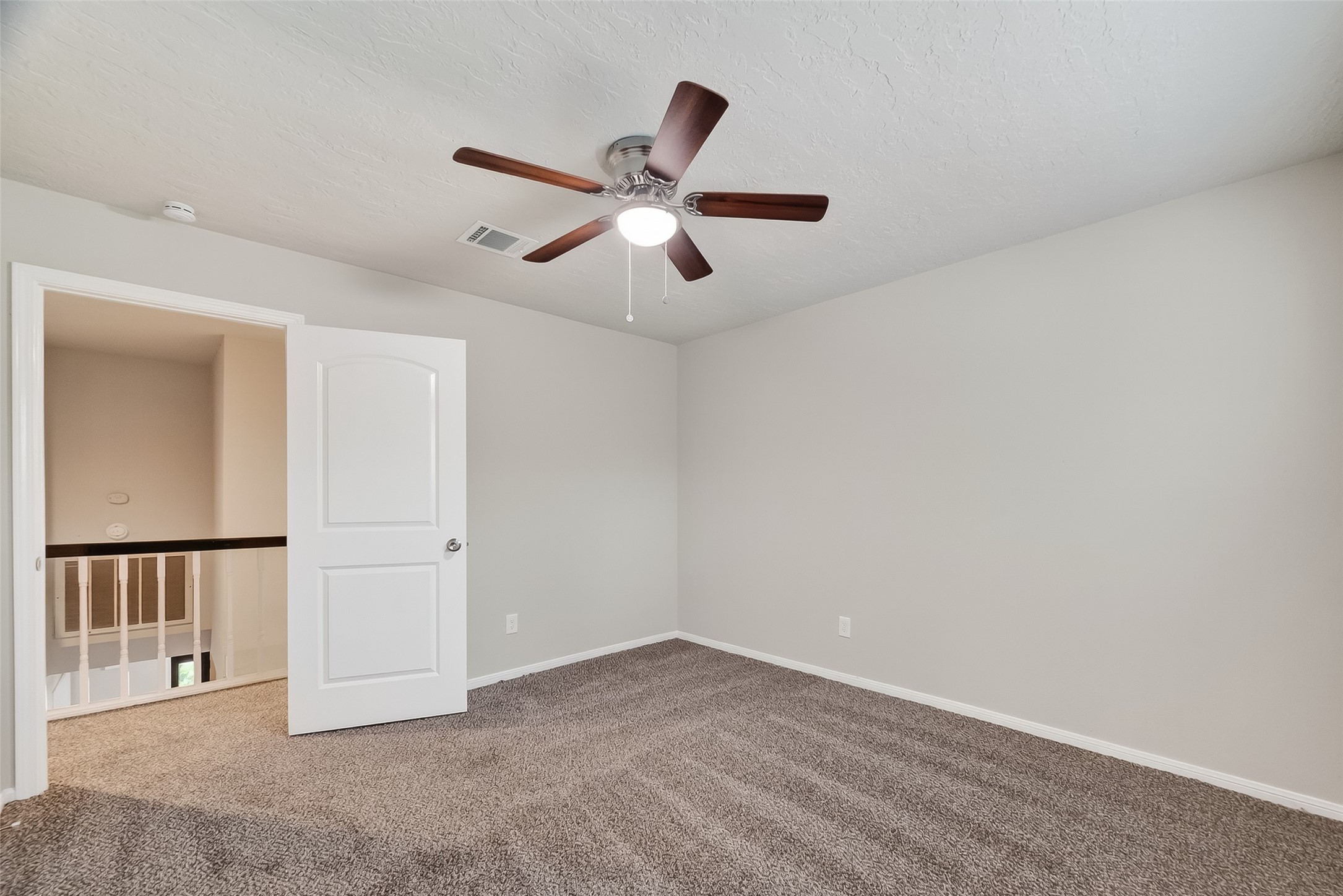 2402 Oak Shores Drive Property Photo 31