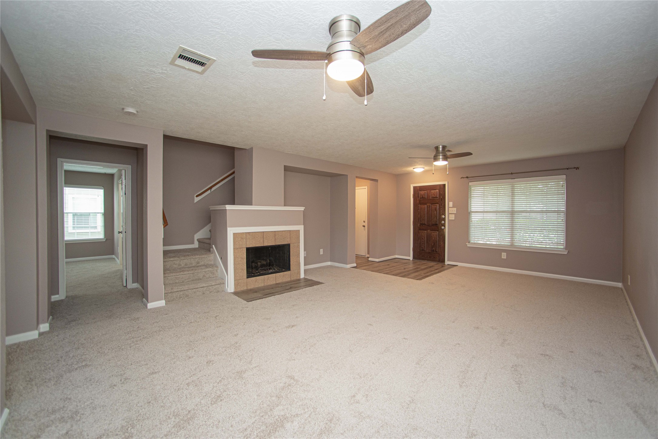29314 Legends Bluff Drive Property Photo 3