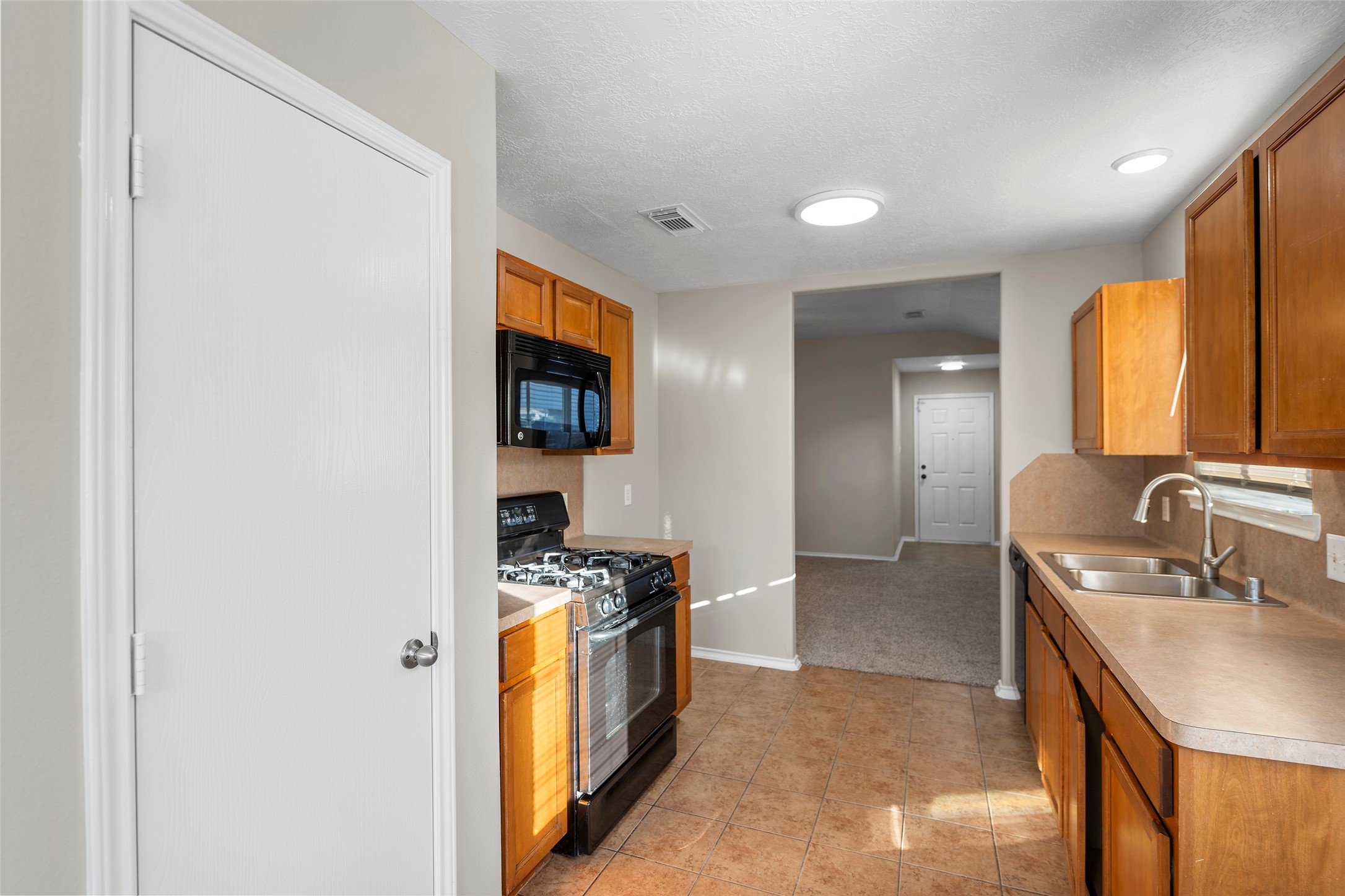 1410 Carolina Grove Lane Property Photo 17
