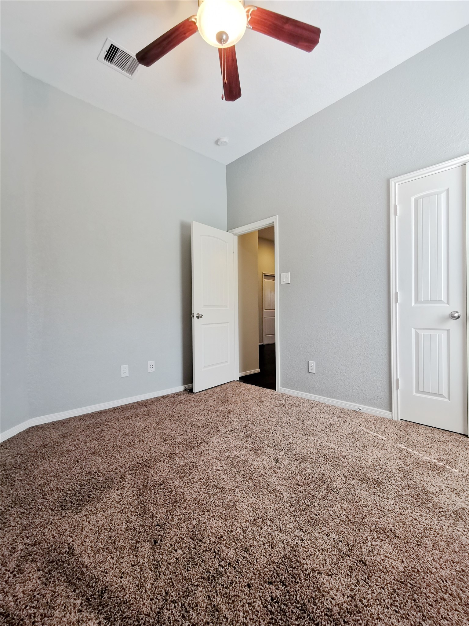 23226 Verona View Lane Property Photo 6
