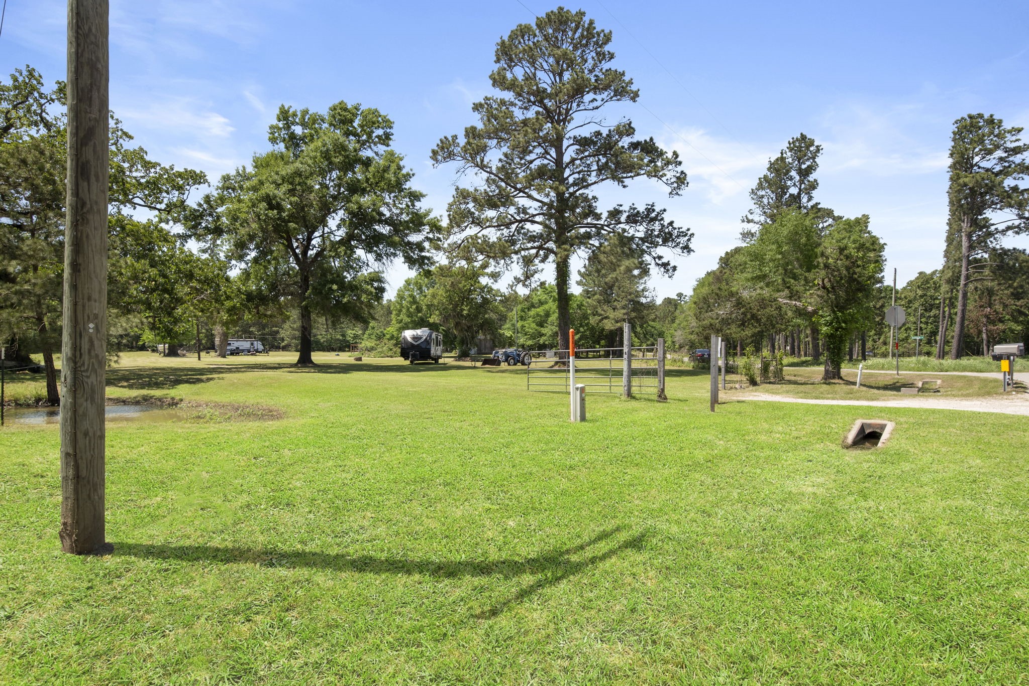 2814 Fm 356 Property Photo 5