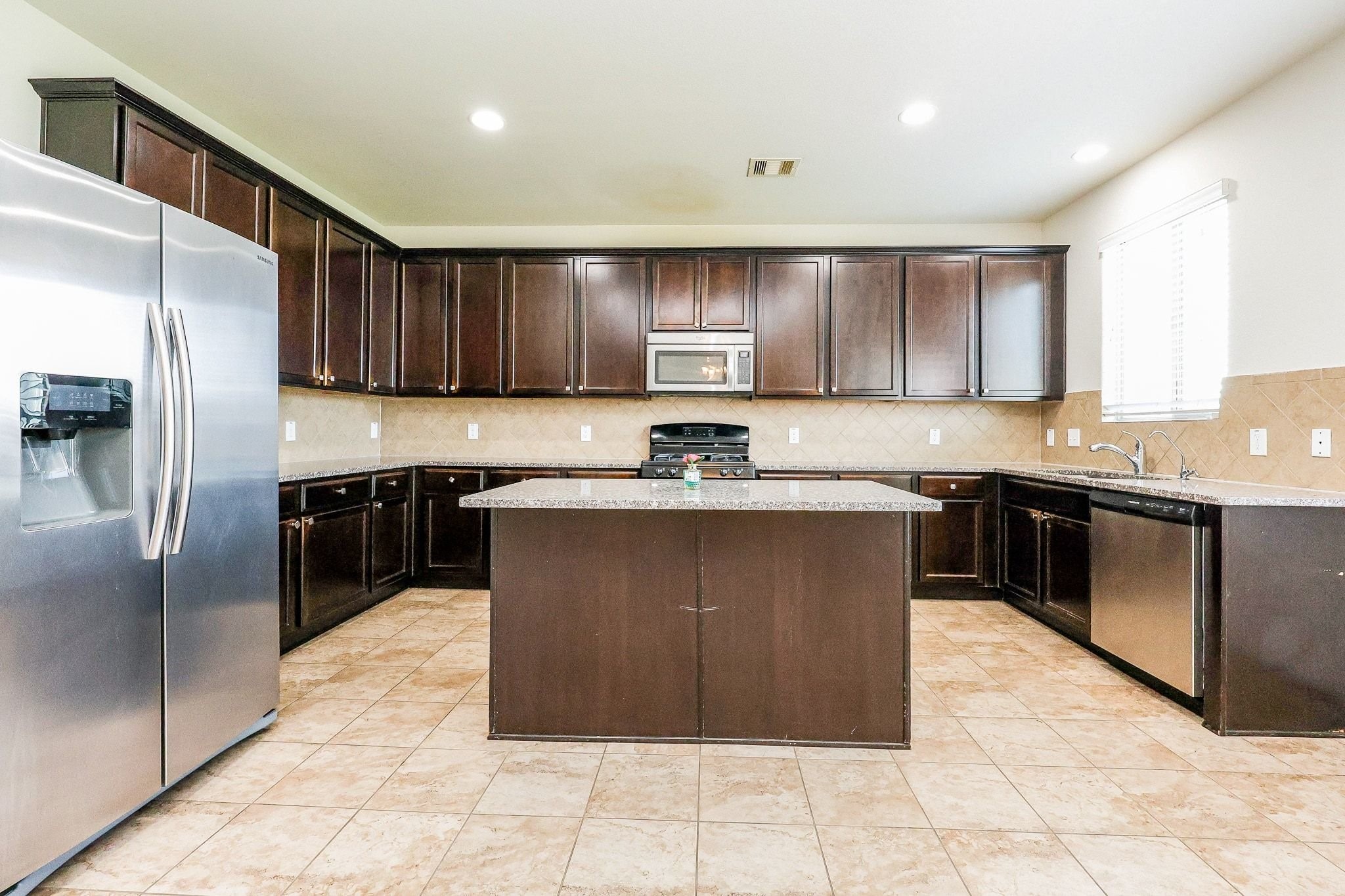 20135 Linden Spruce Lane Property Photo 18