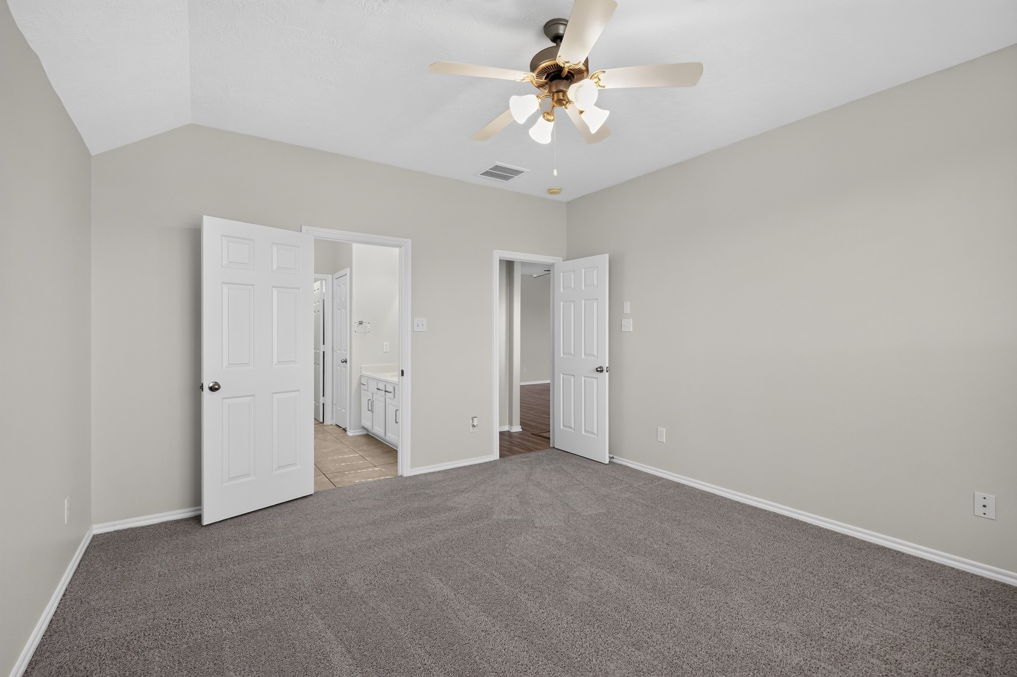 11807 Rainbow Bridge Lane Property Photo 19