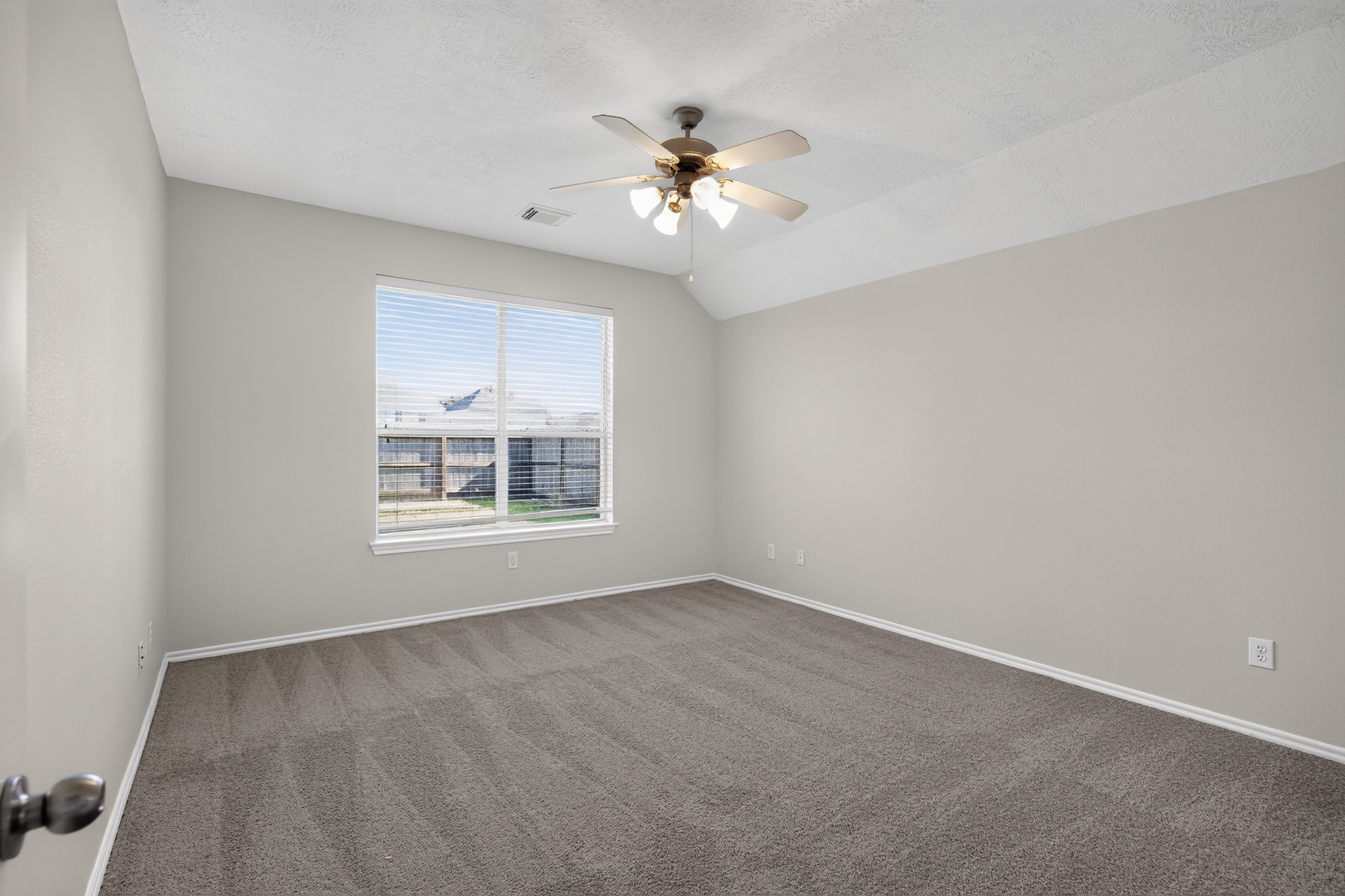 11807 Rainbow Bridge Lane Property Photo 24