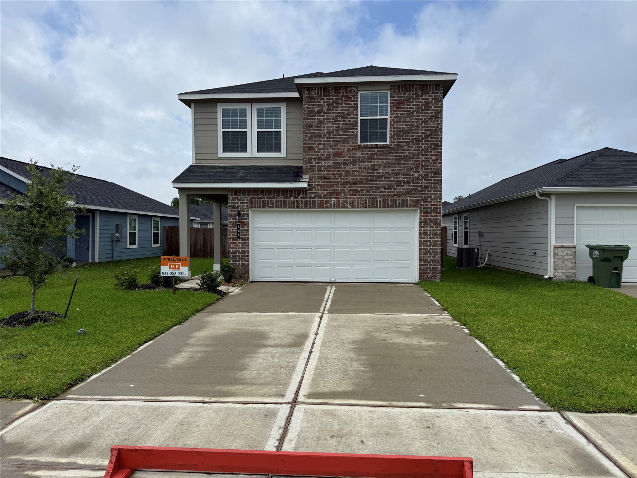 808 Stoney Point Lane Property Photo 1
