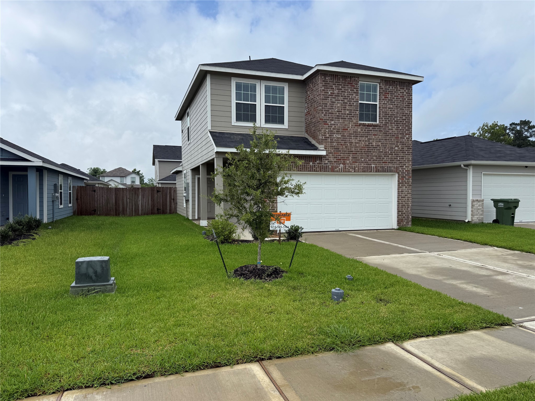 808 Stoney Point Lane Property Photo 2