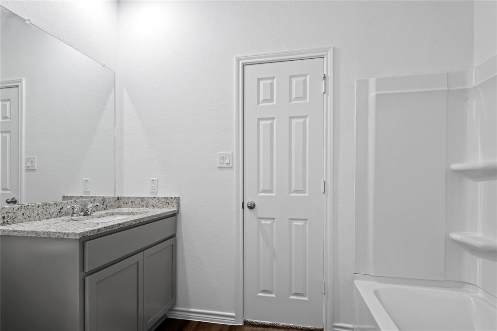808 Stoney Point Lane Property Photo 13